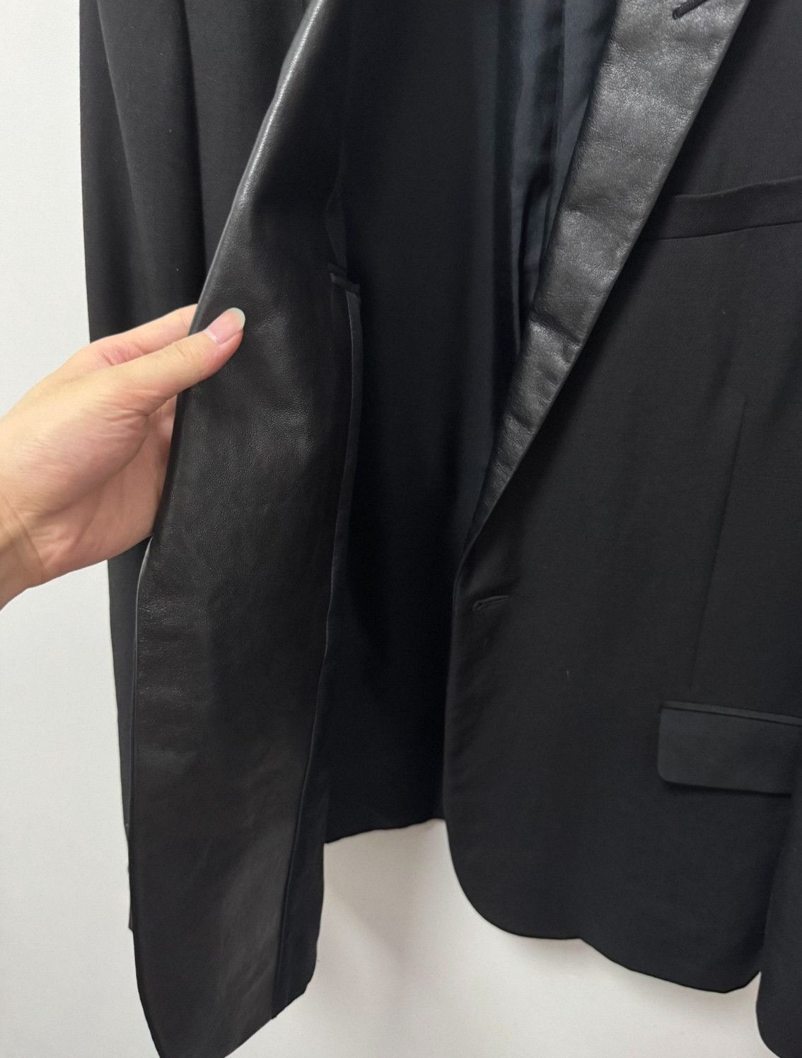 Saint Laurent Paris Saint Laurent Paris 14 Spring/Summer Sheepskin Sword Colla Size 52R - 4 Thumbnail