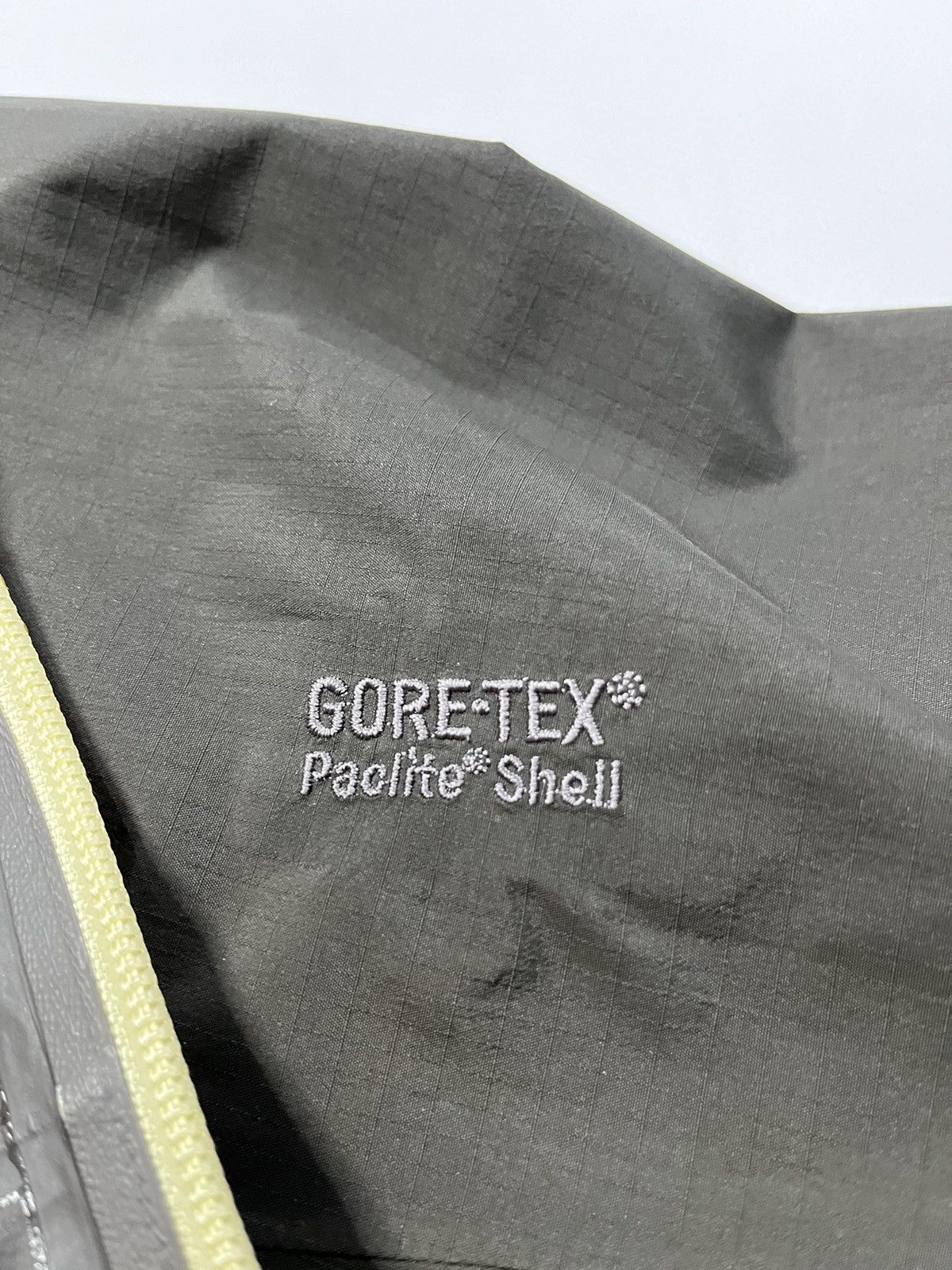 Arc'teryx Arc’teryx goretex jacket Size XL / US 12-14 / IT 48-50 - 16 Thumbnail