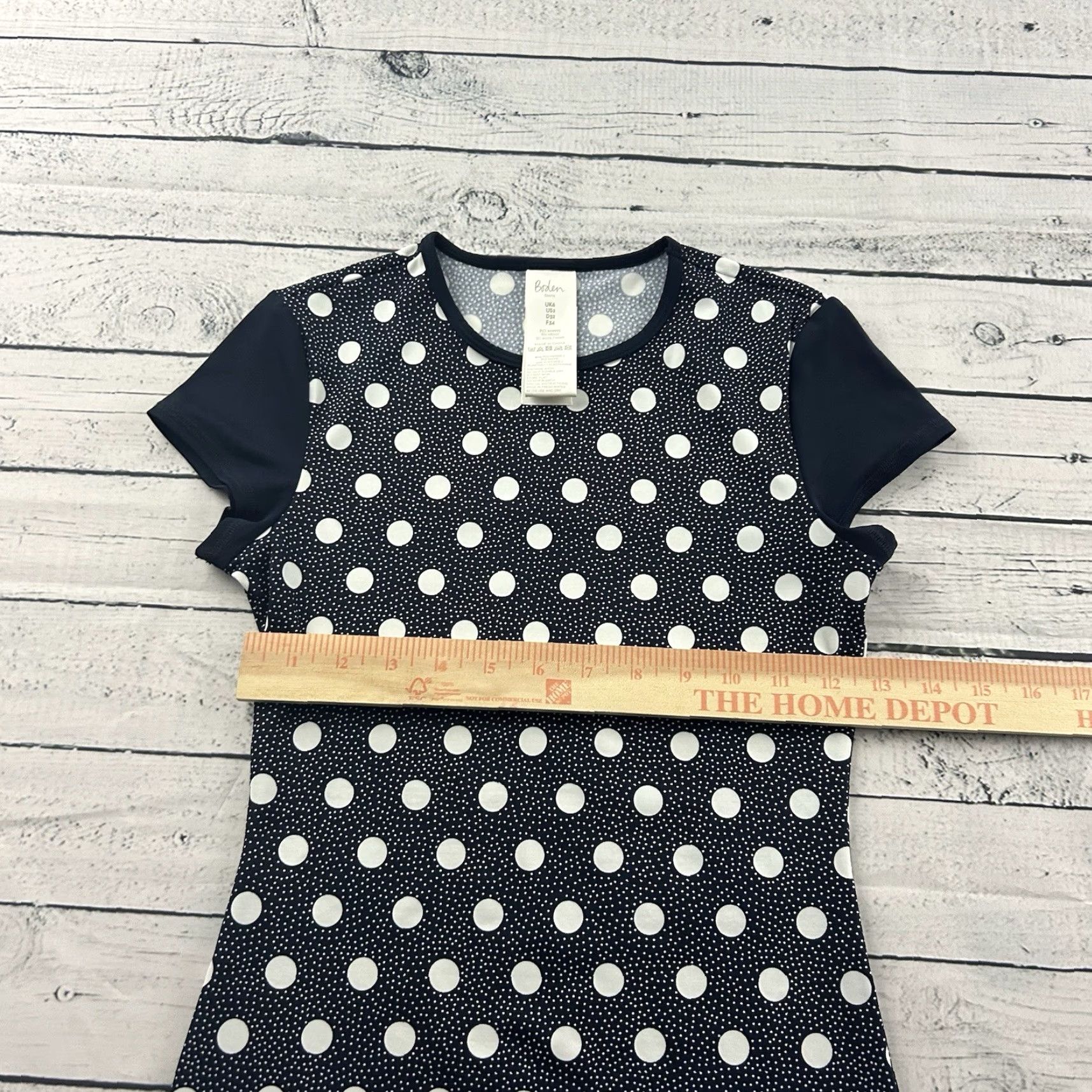 Boden VINTAGE Boden Swim Top Polka Dot White Blue Womens 2 Polyamide Short Sleeve Easy Care Summer Swimwear Size XS / US 0-2 / IT 36-38 - 4 Thumbnail