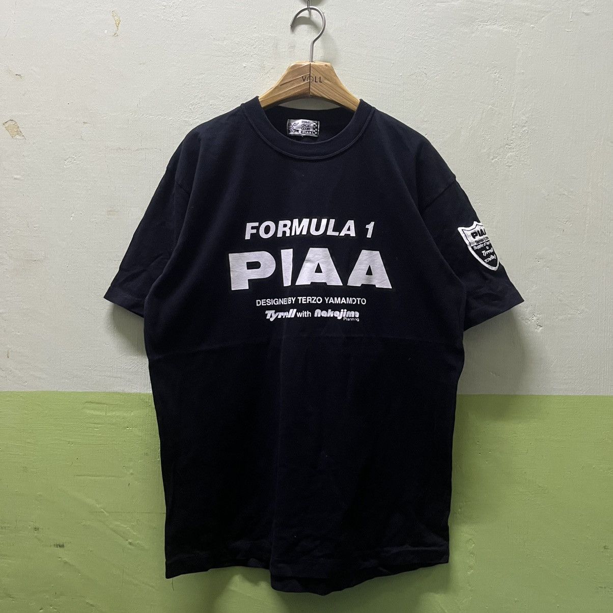 Formula 1 Rare Vintage PIAA Motor Sports Formula 1 Tees Size US L / EU 52-54 / 3 - 1 Thumbnail