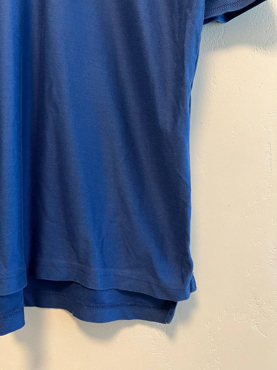 Oakley Vintage Oakley Center Logo Software T-Shirt Button Ups Size US S / EU 44-46 / 1 - 6 Thumbnail