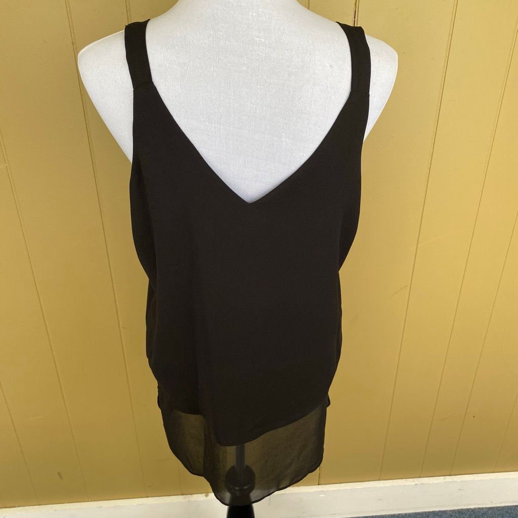 Other BCBGeneration women M v-cut tank top w/sheer overlay andnsid Size M / US 6-8 / IT 42-44 - 7 Thumbnail