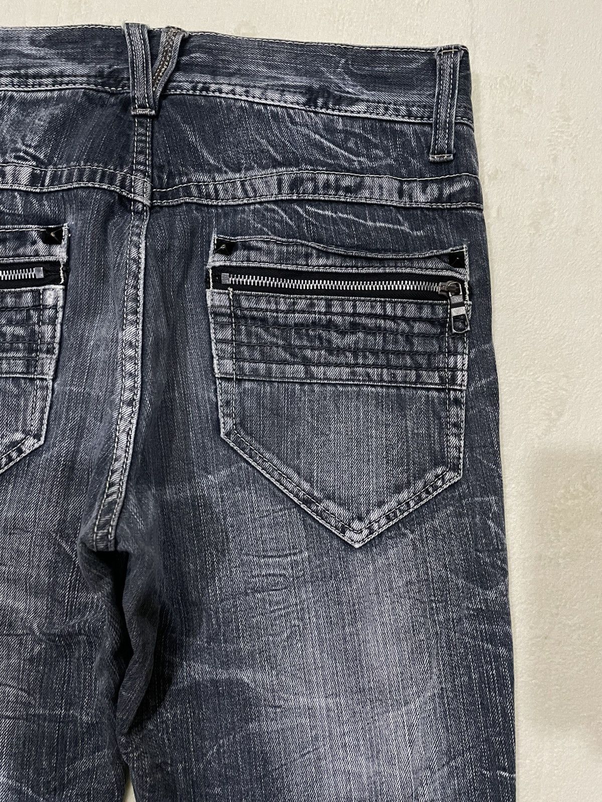 Japanese Brand Vintage Sally Dog Boot Cut Distress Mudwash Denim Jeans Size US 33 - 15 Thumbnail