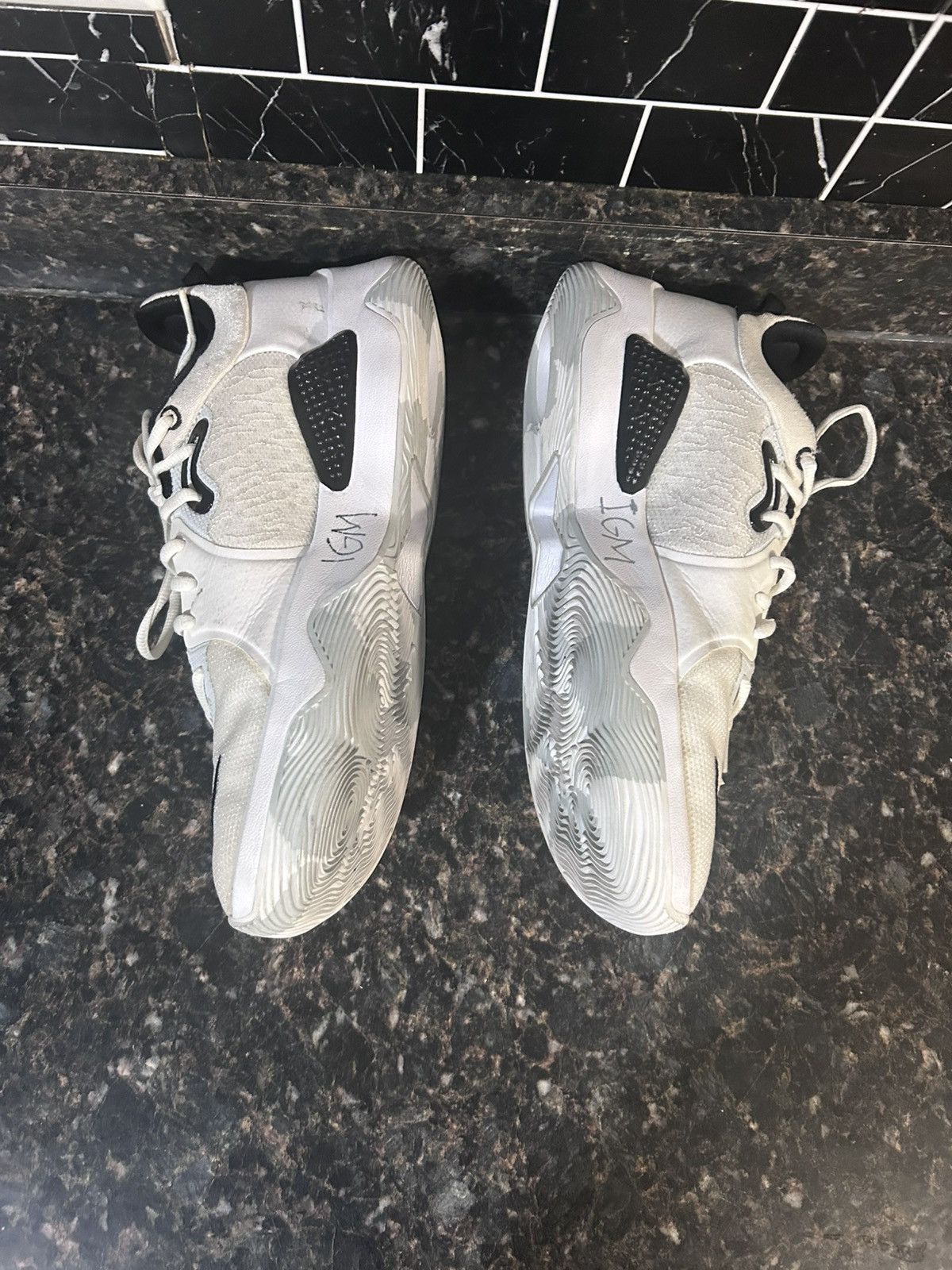 Nike Nike PG 3 TB White Black Size US 9 / EU 42 - 4 Thumbnail