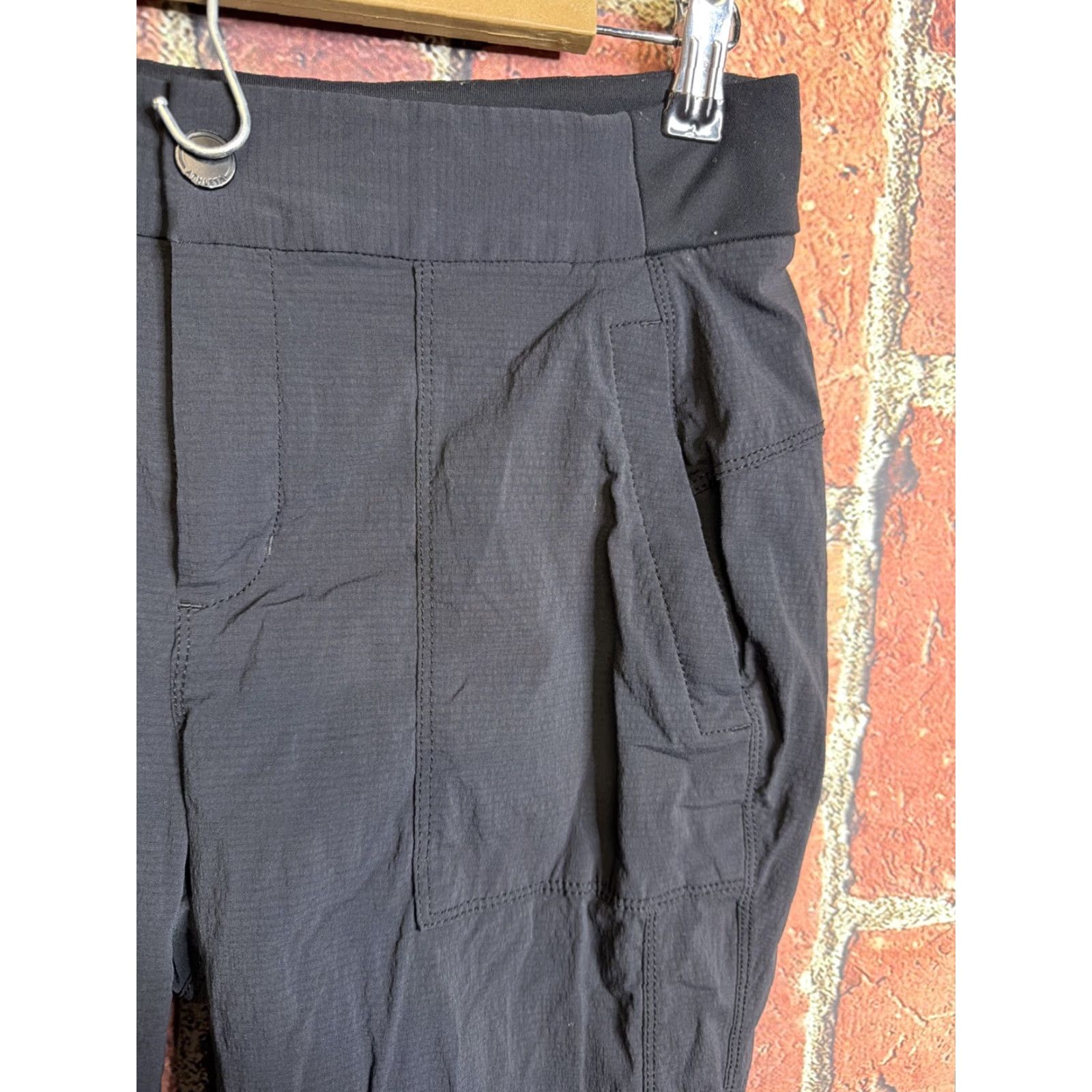 Athleta Athleta Trekkie Jogger 2.0 Black Women's Size 8 Pants Jogger Activewear Women 8 Black Size 30" / US 8 / IT 44 - 2 Thumbnail