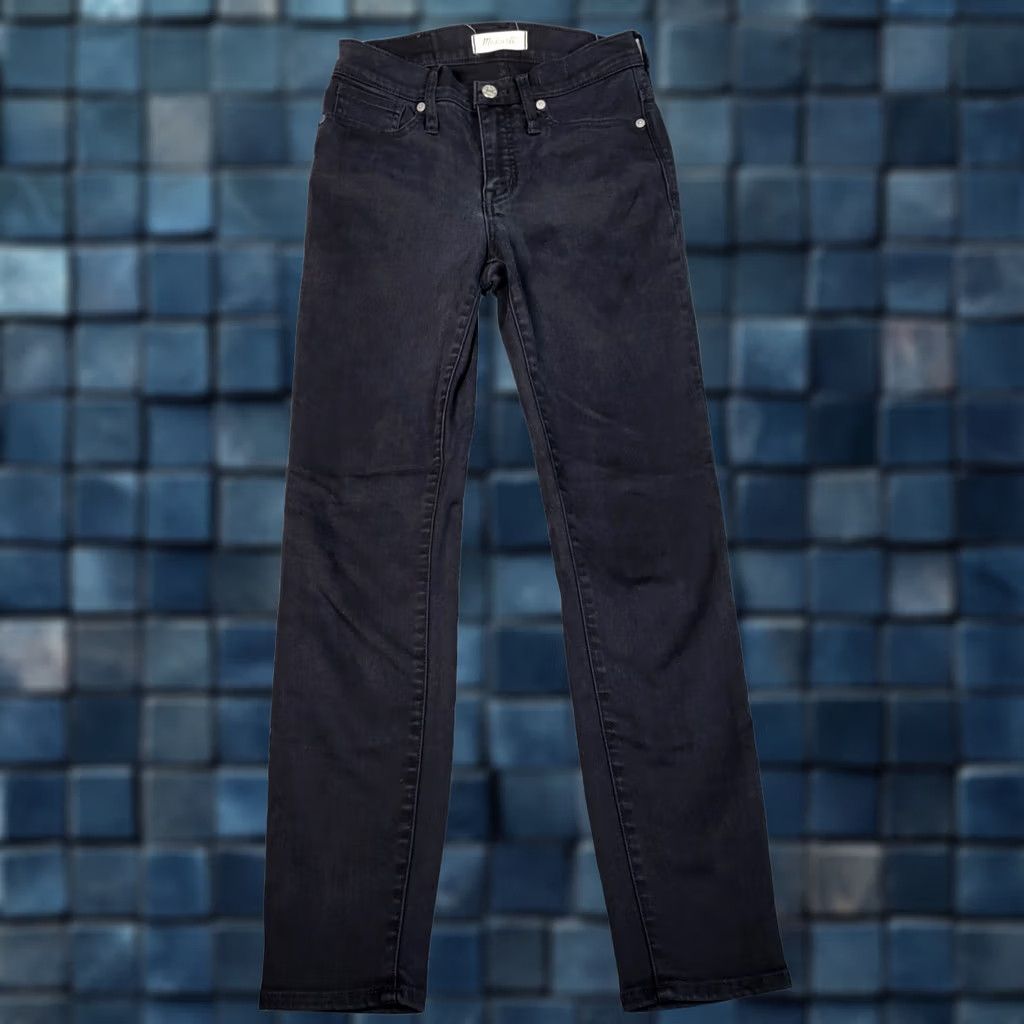Madewell Madewell Jeans Skinny Black 25 9" High Rise Regular Rise Women Denim Cotton Polyester Lyocell Elastane Button Belted Solid Mid Vintage No N/A Size 42" / US 20 - 1 Thumbnail