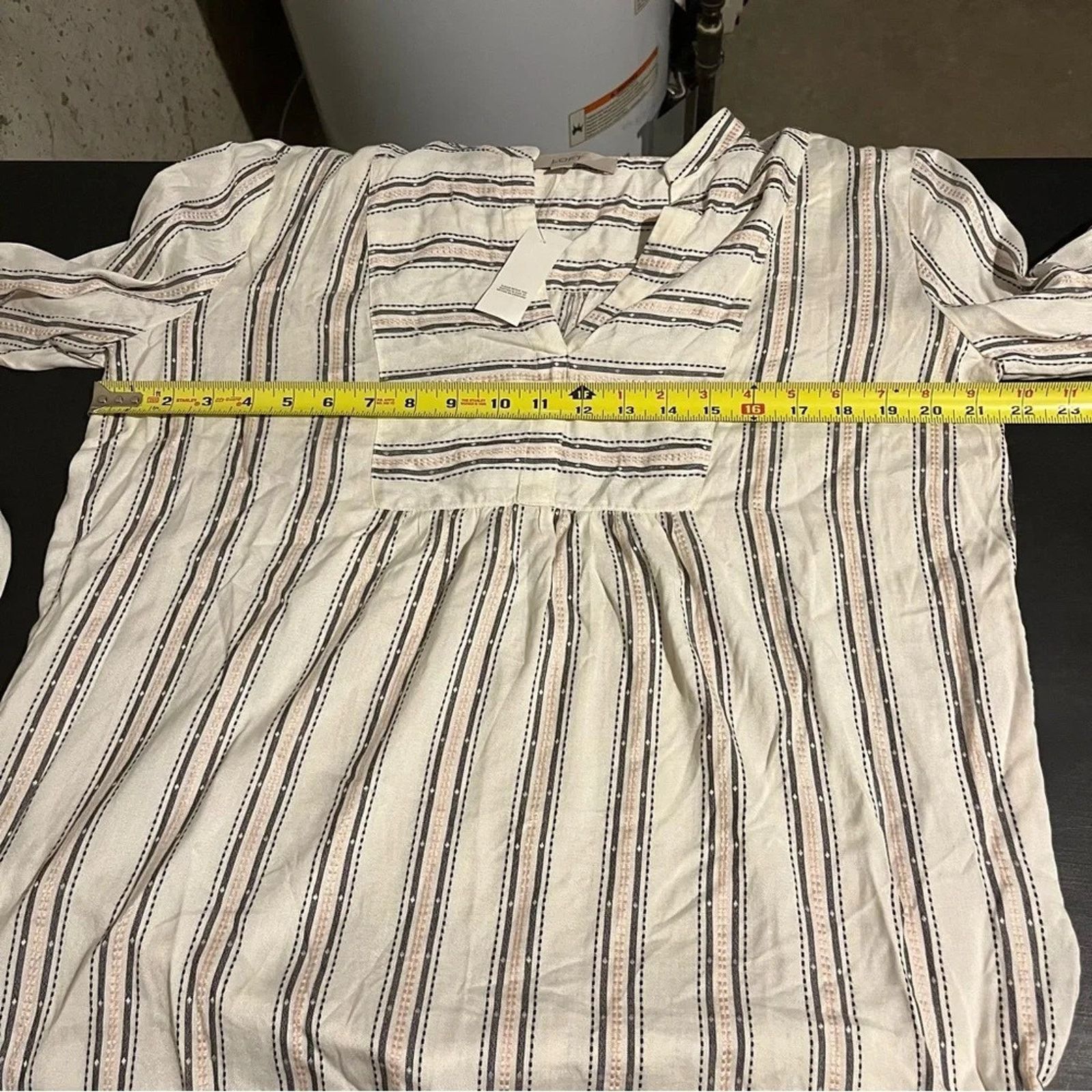 Loft LOFT Blouse NWT Medium White Striped Rayon V Neck Size M / US 6-8 / IT 42-44 - 7 Thumbnail