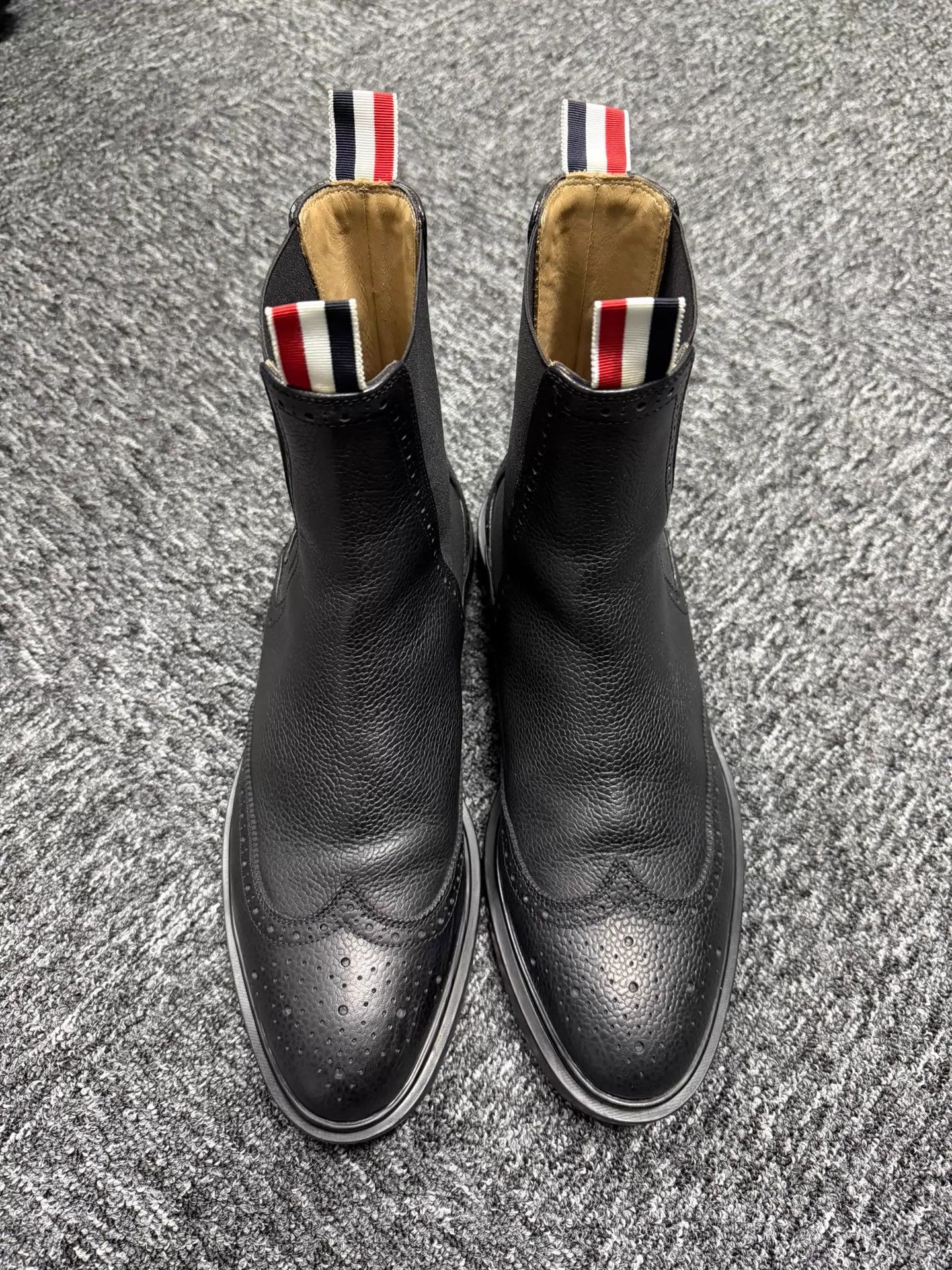 Thom Browne Thom Browne Men's Classic Brogue Chelsea Boot Black Size US 10 / EU 43 - 1 Thumbnail