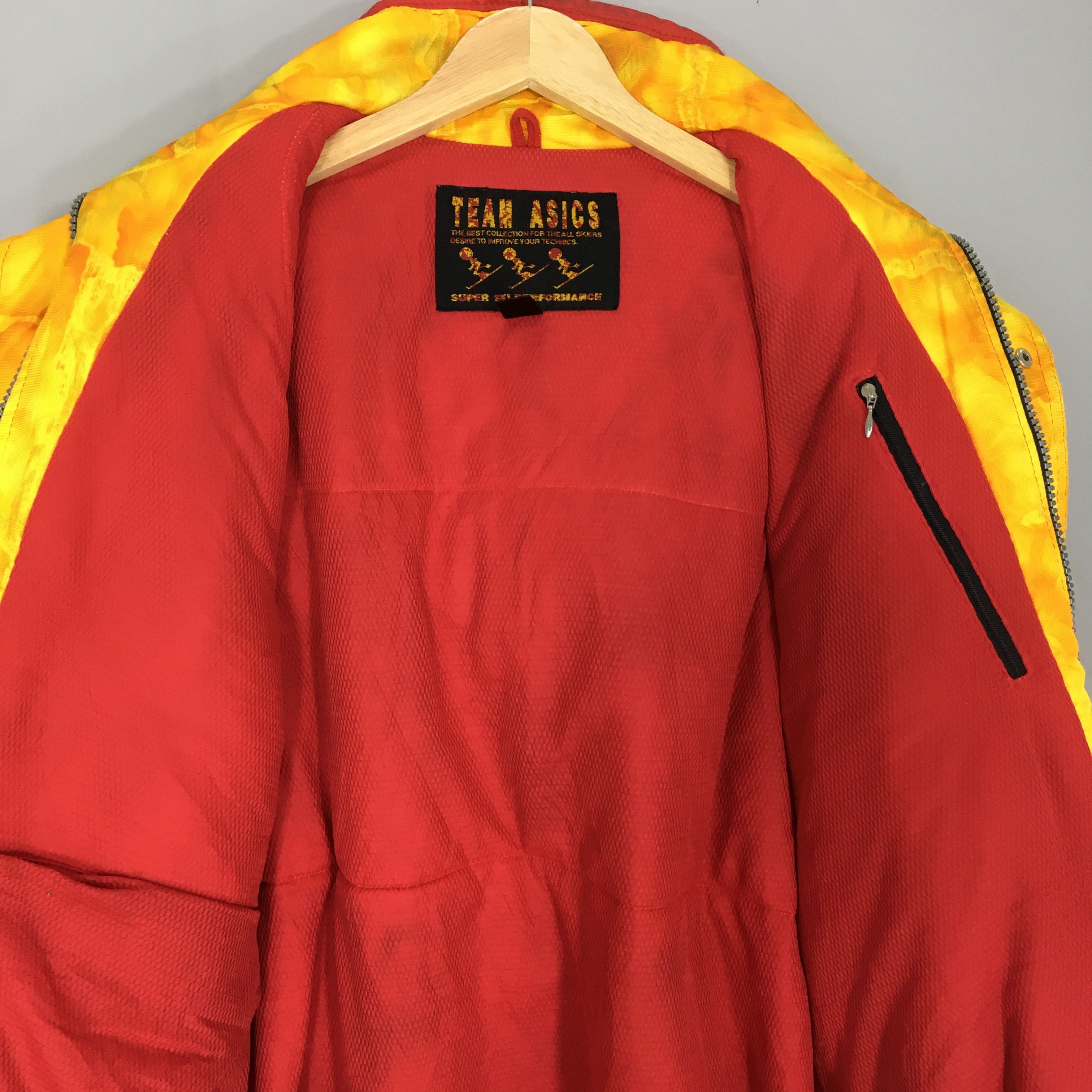 Asics Vintage Team Asics Ski Wear Winter Bomber Jacket Medium Size US M / EU 48-50 / 2 - 8 Thumbnail