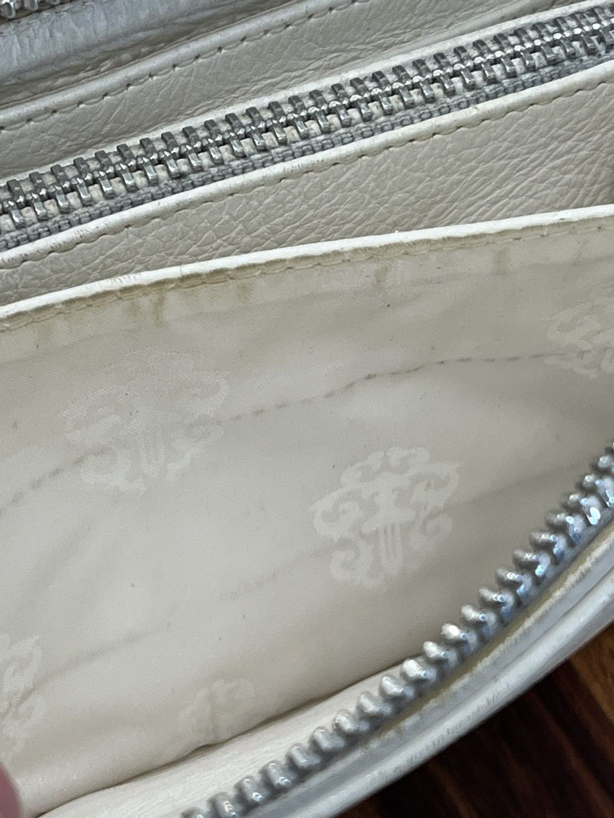 Chrome Hearts Chrome Hearts Rhodium BS Fleur Wallet White Leather Scroll Size ONE SIZE - 9 Thumbnail