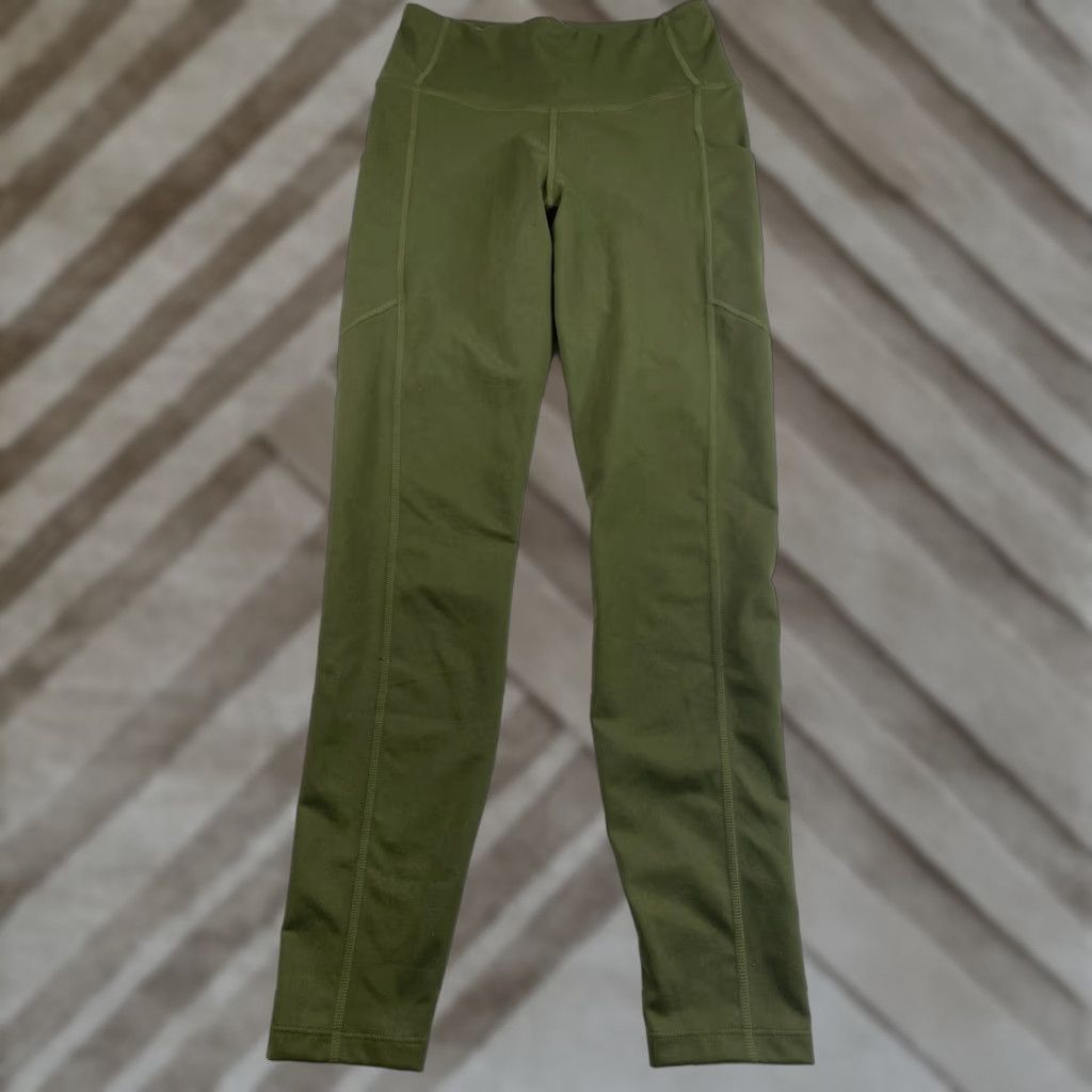 Vintage FIGS Leggings Women's Small Green Side Pockets 300 High Waist Performance Activewear Gym Pilates Yoga 27in inseam 36.5in total length Compression Size 28" / US 6 / IT 42 - 1 Thumbnail