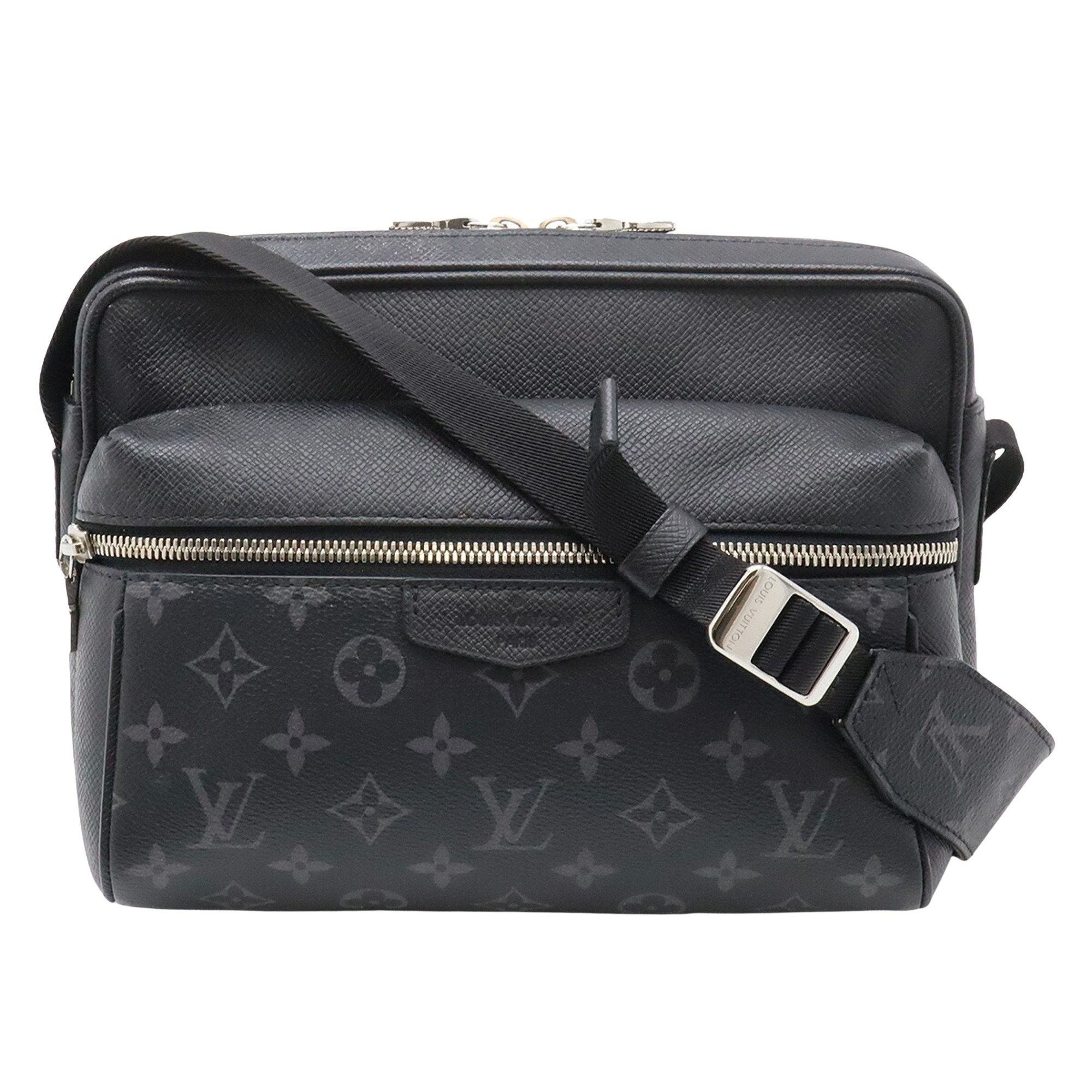 Louis Vuitton Louis Vuitton Outdoor shoulder Size ONE SIZE - 1 Thumbnail