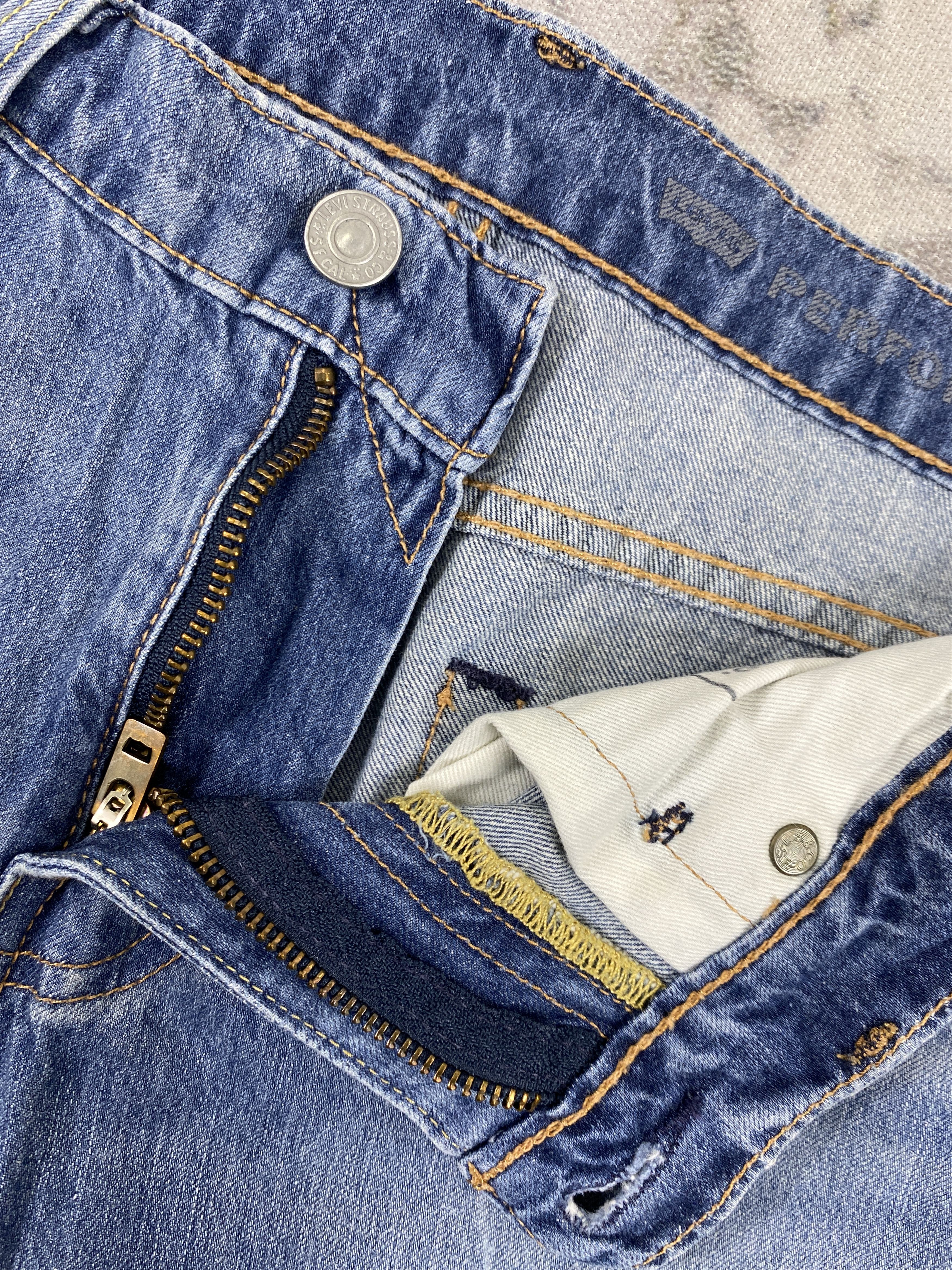 Levi's Distressed Blue Vintage Levi's 511 Jeans 30x30 Denim- JN3507 Size US 30 / EU 46 - 6 Thumbnail