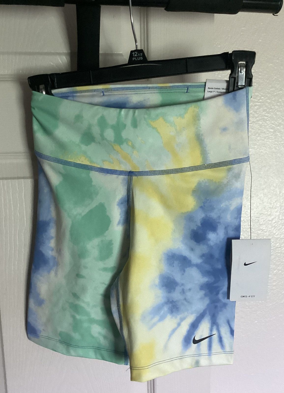 Adidas × Nike Women’s shorts Size 22" - 1 Thumbnail