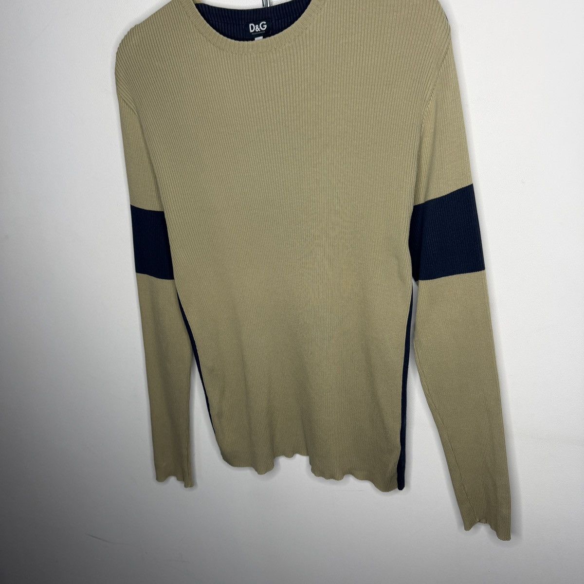 Dolce & Gabbana 2000s Dolce & Gabbana Fit Beige Sweater Ribbed Size US M / EU 48-50 / 2 - 2 Thumbnail
