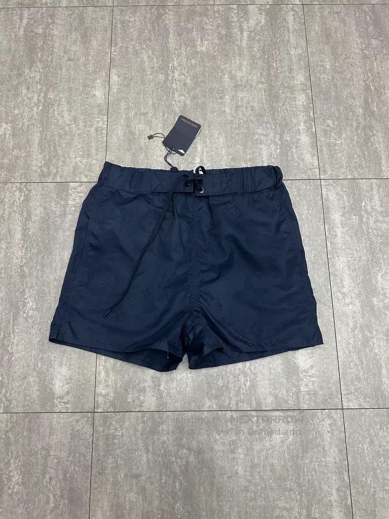Louis Vuitton Louis Vuitton size xs shorts Size US 28 / EU 44 - 1 Thumbnail