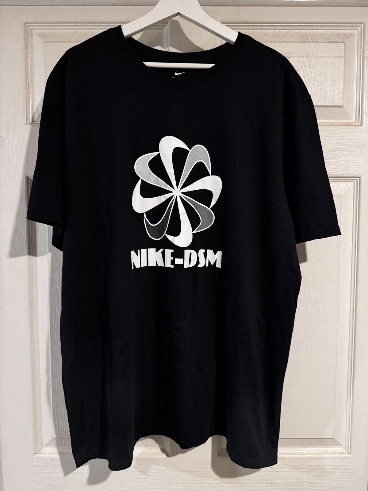 Nike x Dover Street Market Special Pinwheel Exclusive Tee