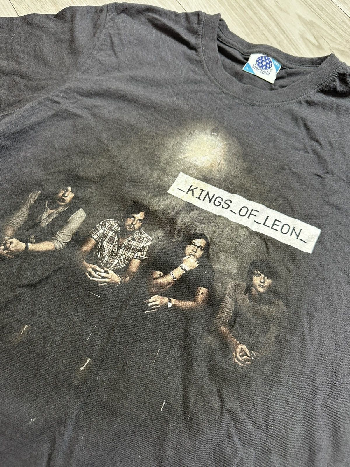 Band Tees × PGA Tour Kings of Leon Tour 2009 Promo Tee Alternative rock Size US L / EU 52-54 / 3 - 3 Thumbnail