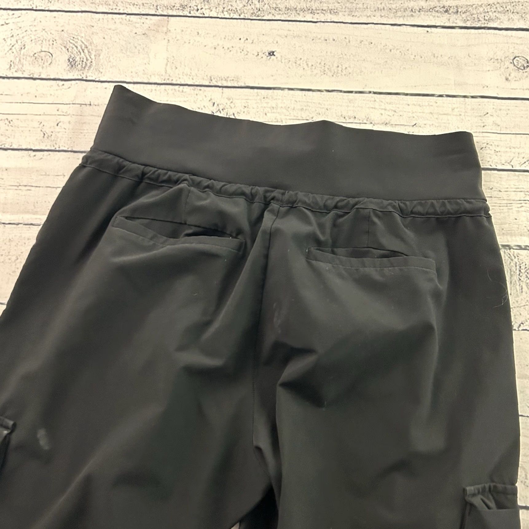 Athleta Athleta Sutton Cargo Pocket Lightweight Stretch Jogger Pants Women's 4 Black Jogger Pants Womens 4 Black Nike Size 27" / US 4 / IT 40 - 6 Thumbnail