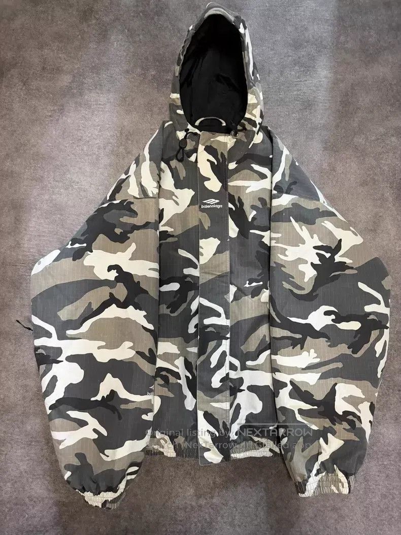 Balenciaga Balenciaga Camouflage Ski Jacket Size US S / EU 44-46 / 1 - 1 Thumbnail