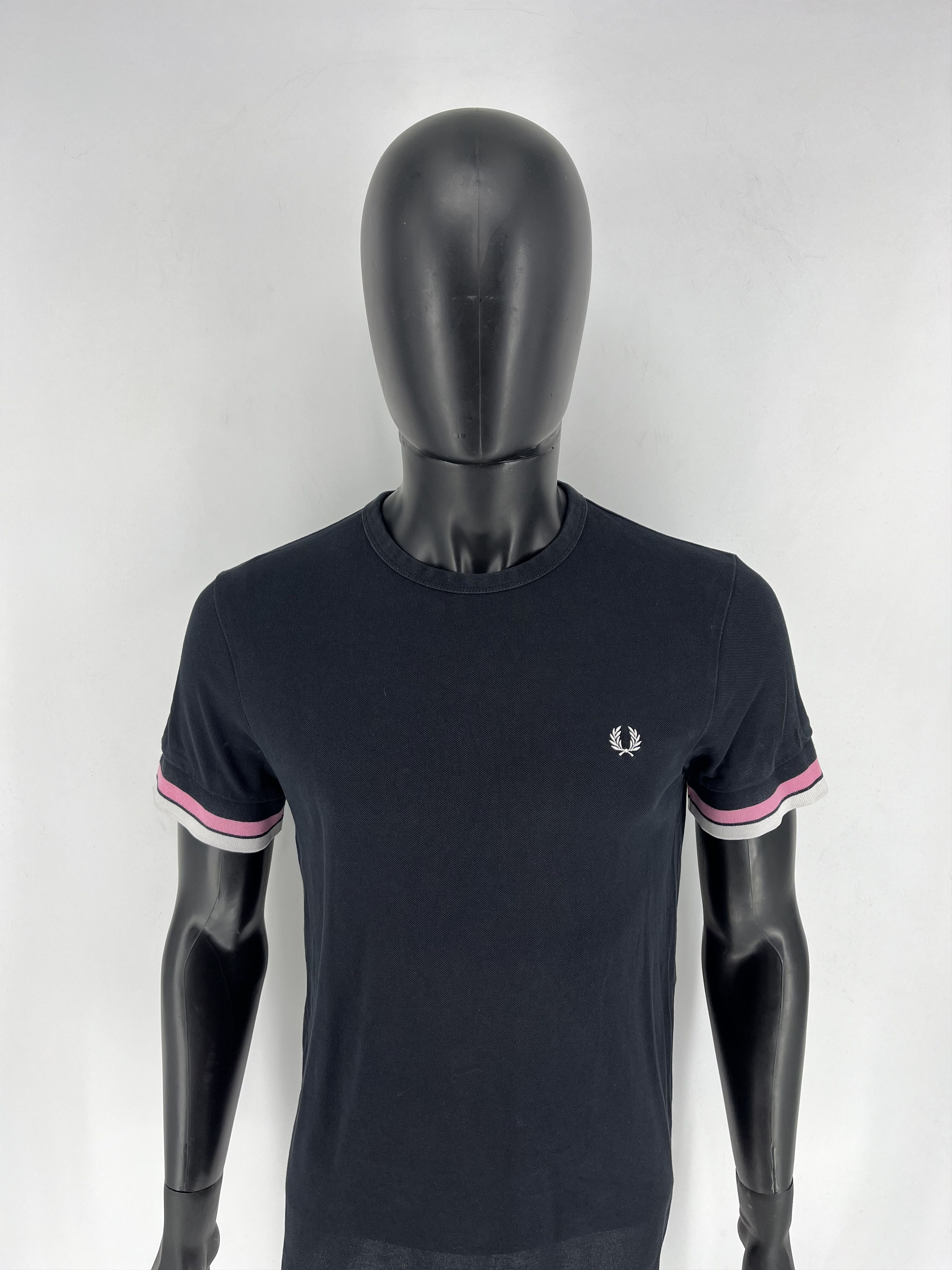 Other Men’s Fred Perry Streetwear T-Shirt Size M Size US M / EU 48-50 / 2 - 5 Thumbnail