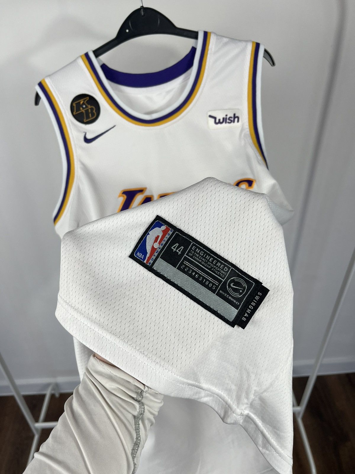 Nike Los Angeles Lakers #23 James White NBA Basketball Jersey Size US M / EU 48-50 / 2 - 4 Thumbnail