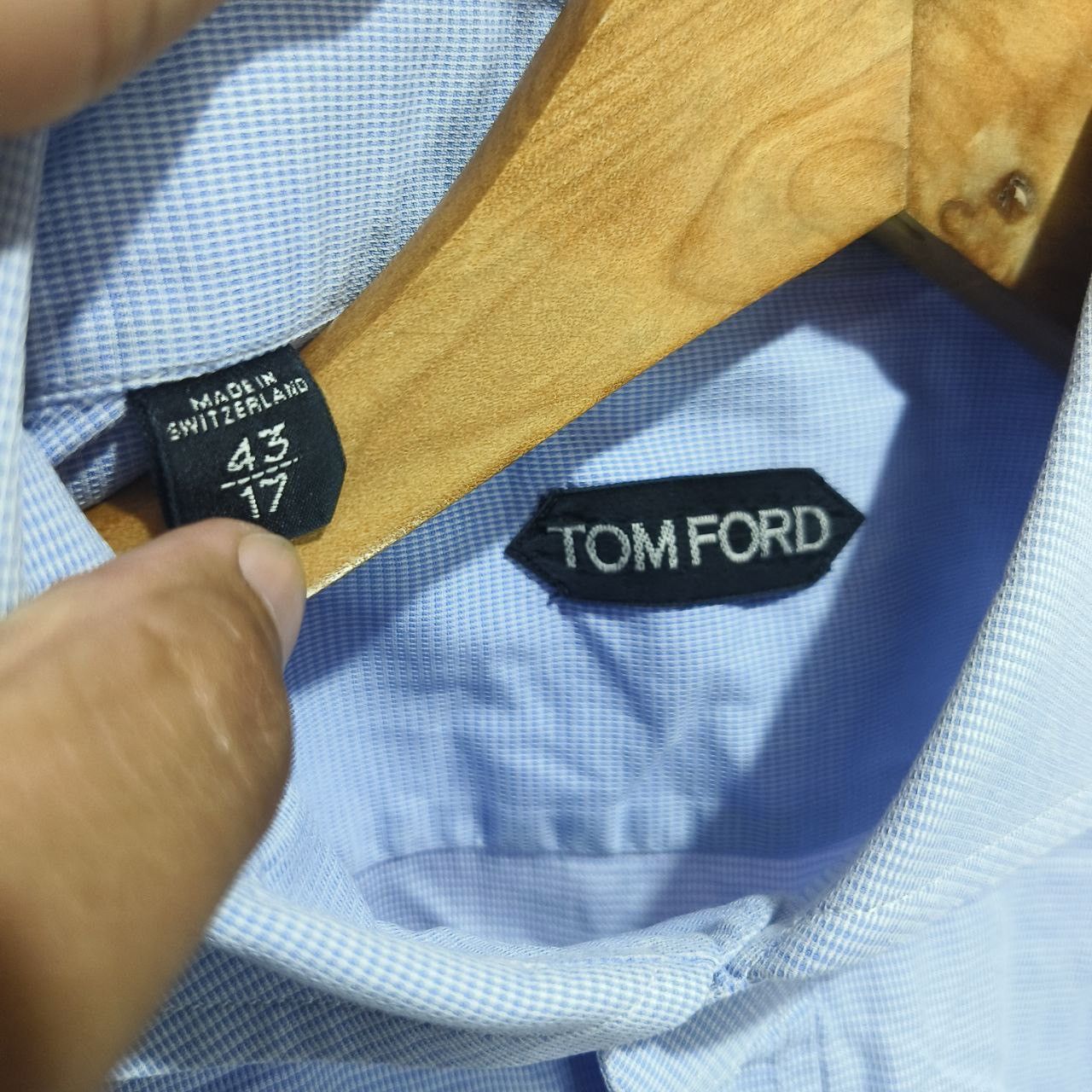 Tom Ford Tom Ford Classic Poplin Shirt Size US L / EU 52-54 / 3 - 2 Thumbnail