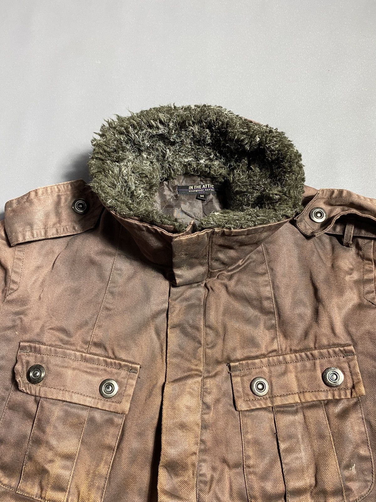 In The Attic In the attic Distressed Waxed Fur Jacket Size US M / EU 48-50 / 2 - 5 Thumbnail