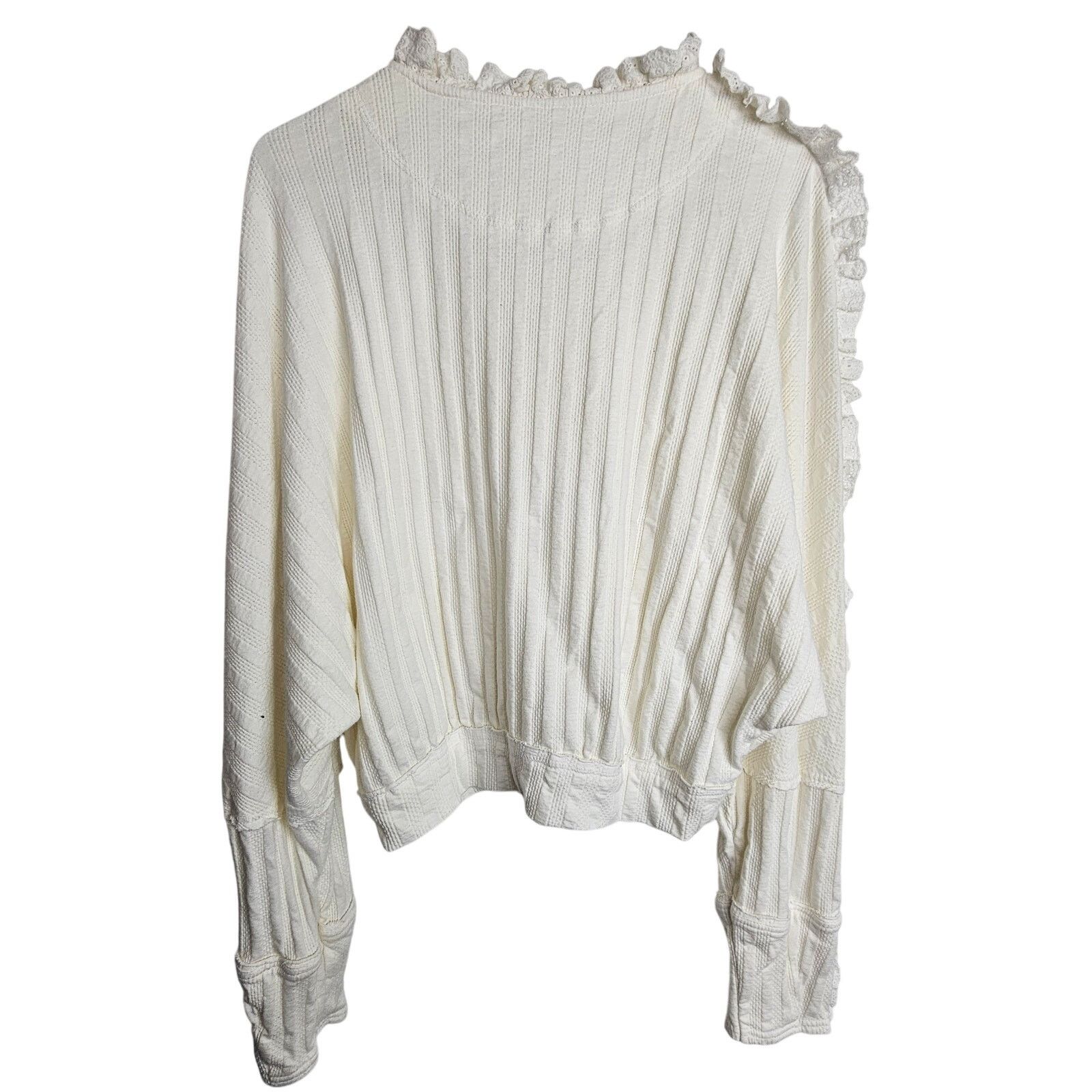 Free People Free People More Romance Ruffles Eyelet Lace Knit Top Size M Size M / US 6-8 / IT 42-44 - 10 Thumbnail