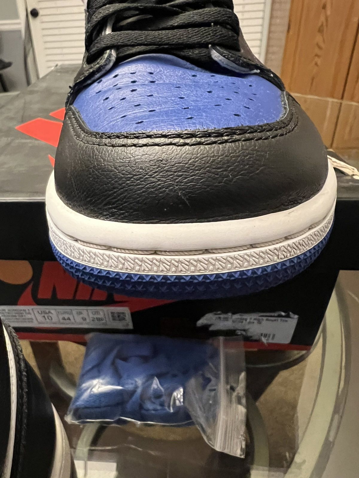 Jordan Brand Jordan 1 Retro High Royal Toe Size US 10 / EU 43 - 6 Thumbnail