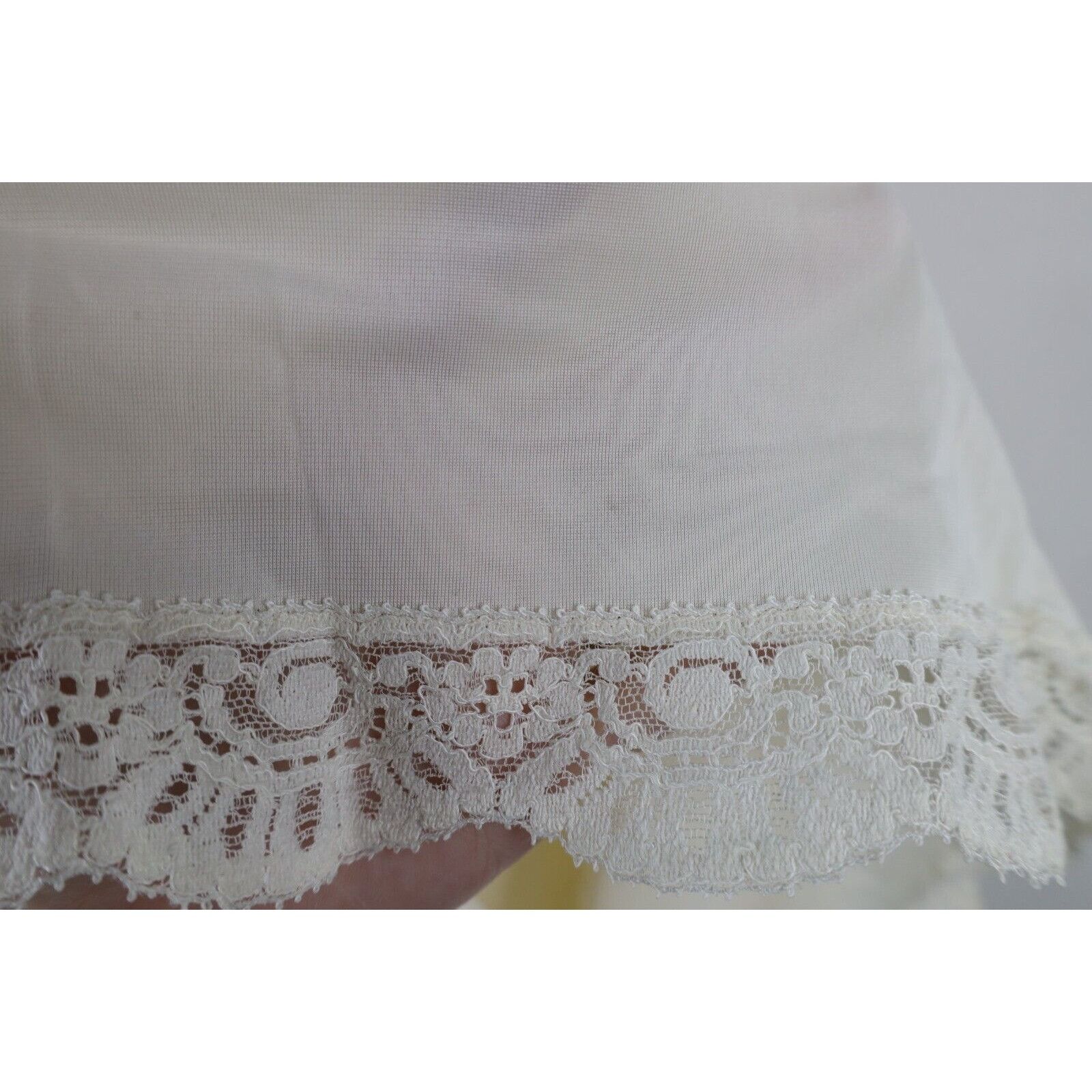 Vintage Vintage 70s Flower Lace Nightgown Sleep Slip Shirt Size S / US 4 / IT 40 - 12 Thumbnail