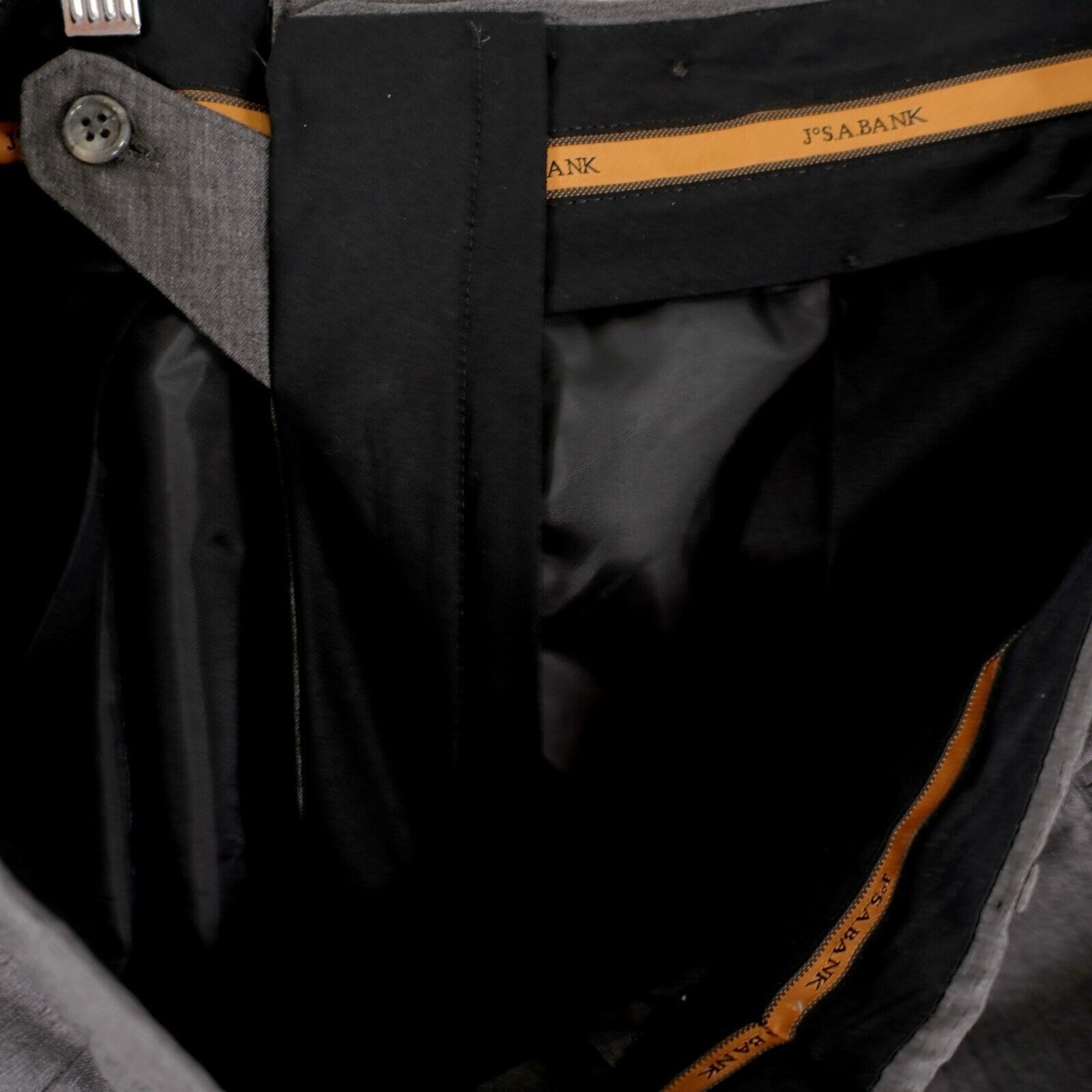 Jos. A. Bank Jos A Bank Signature Gold Traditional Fit Gray Pleated Cuffe Size 40L - 9 Thumbnail