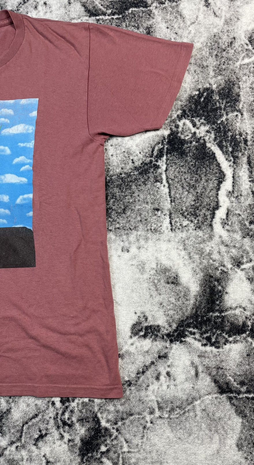 Supreme Supreme Runner Tee Dark Rose Bunny Graphic USA M Fits S-M Size US M / EU 48-50 / 2 - 3 Thumbnail