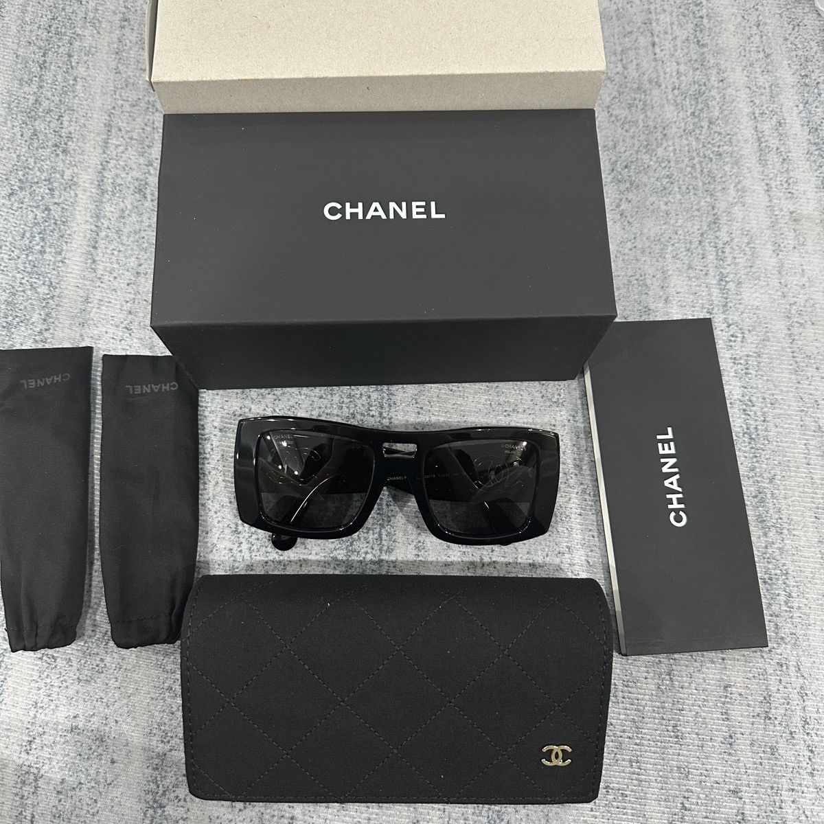 Chanel CHANEL 0CH5539 C622T8 SUNGLASSES Size ONE SIZE - 2 Thumbnail