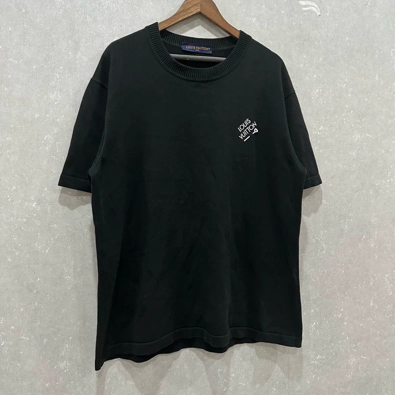 Louis Vuitton Louis Vuitton size 4l Black pin embroidered monogram short Size US M / EU 48-50 / 2 - 3 Thumbnail