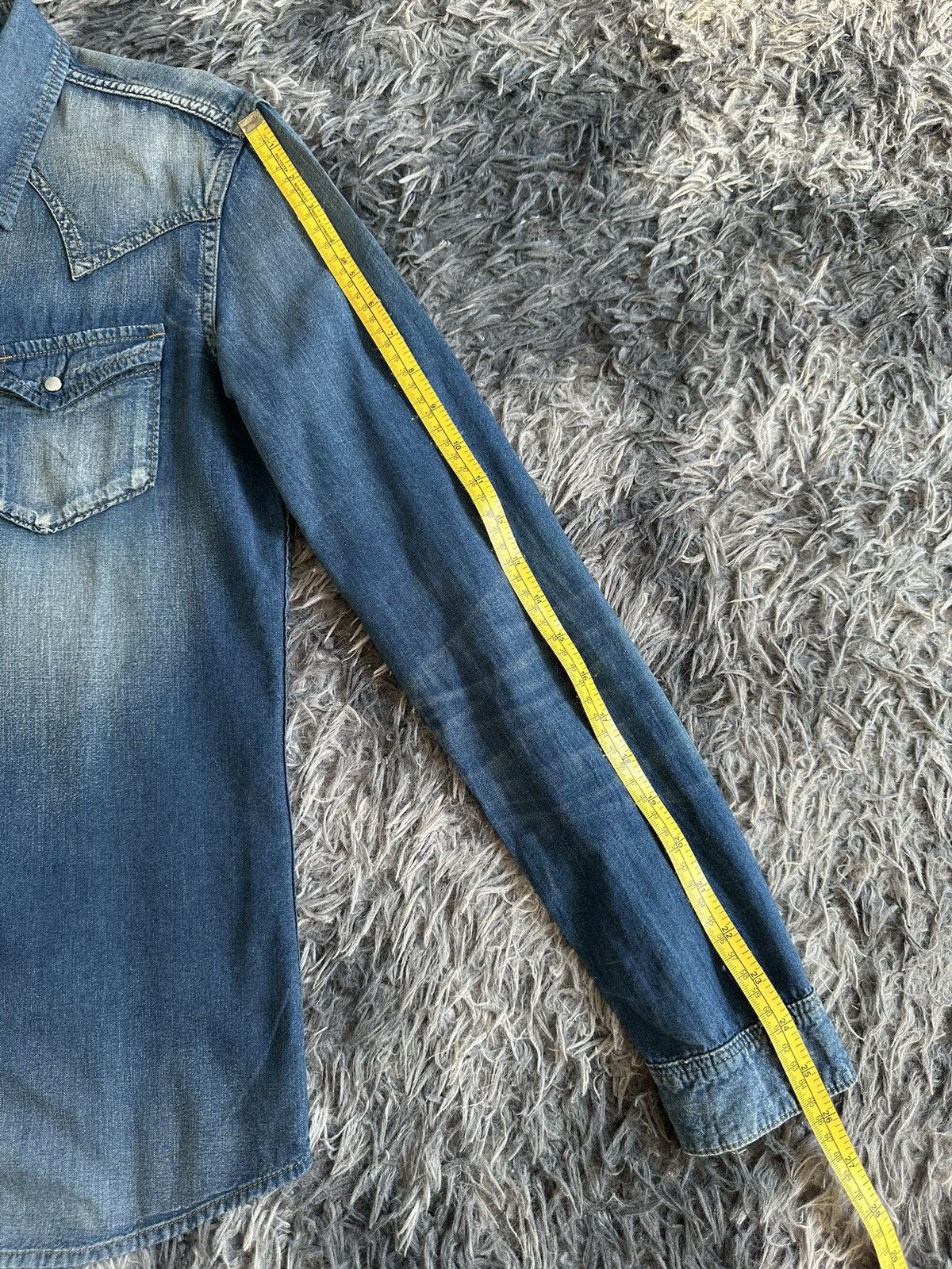 Hysteric Glamour 2000's Lounge Lizard stonewashed denim shirt Size US M / EU 48-50 / 2 - 12 Thumbnail