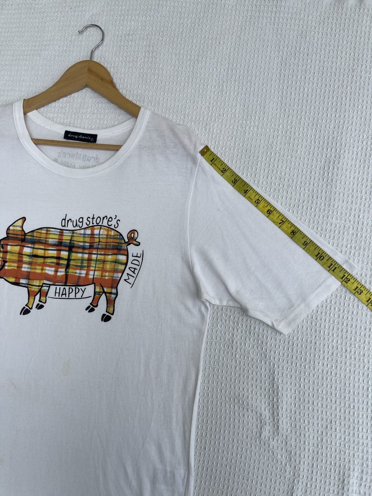 Vintage Last Drop🔥Rare🔥Vintage Drug Store’s Big Pig Logo T sHirt Size US L / EU 52-54 / 3 - 11 Thumbnail