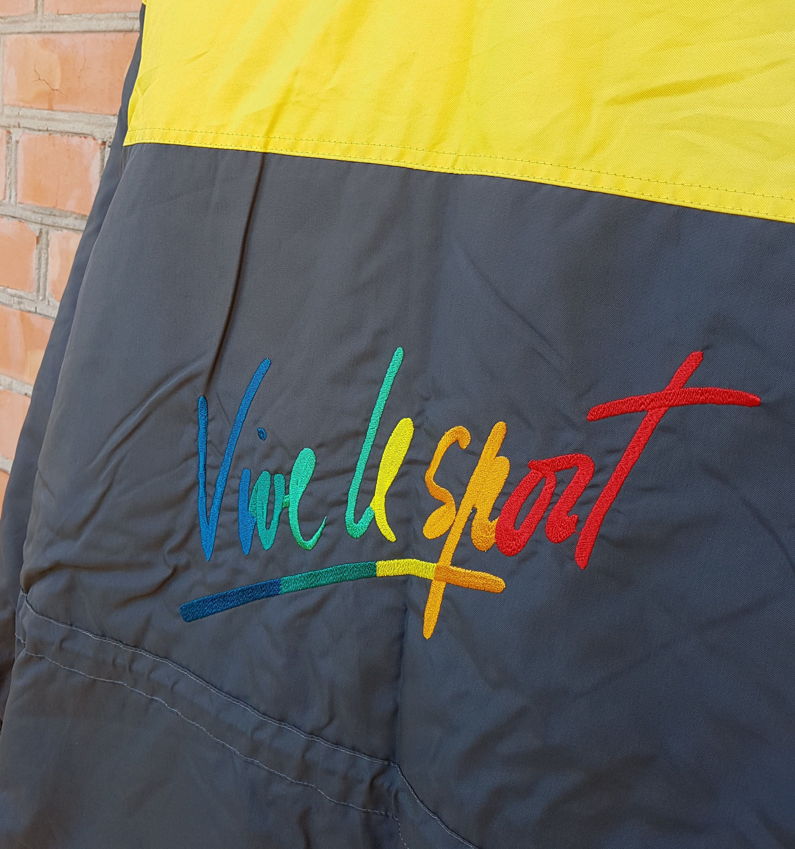 Vintage Rare Vintage Renault Sport Geneve Club Retro Jacket Tilt Size US L / EU 52-54 / 3 - 7 Thumbnail