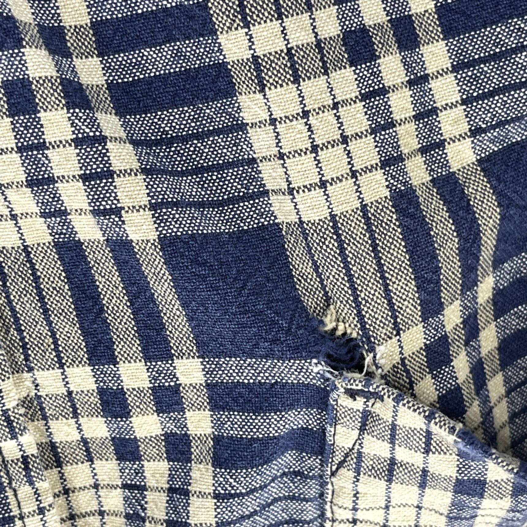 Eddie Bauer VINTAGE Eddie Bauer Button Up Shirt Mens XL Blue Plaid Long Sleeve Cotton FLAWed Size US XL / EU 56 / 4 - 5 Thumbnail