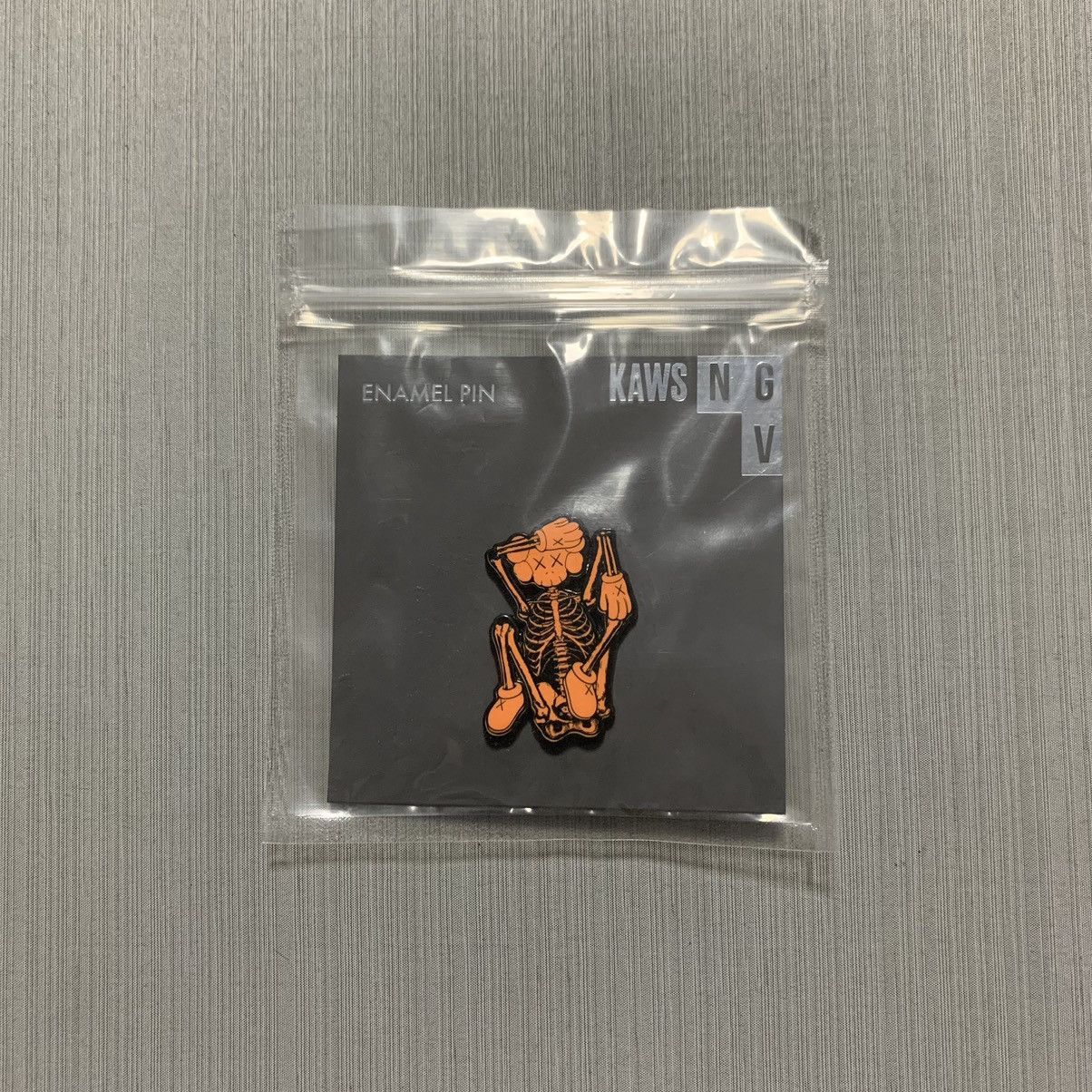 image of Enamel Pin Skeleton Fortnite Orange, Men's