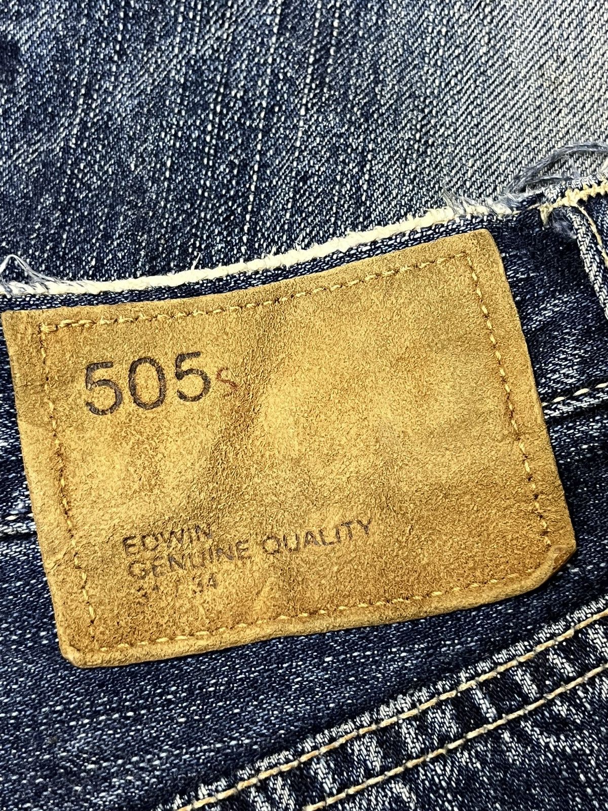 Edwin SICK🔥VINTAGE EDWIN 505s DISTRESSED SELVEDGE 3 QUARTER JEANS Size US 32 / EU 48 - 18 Thumbnail