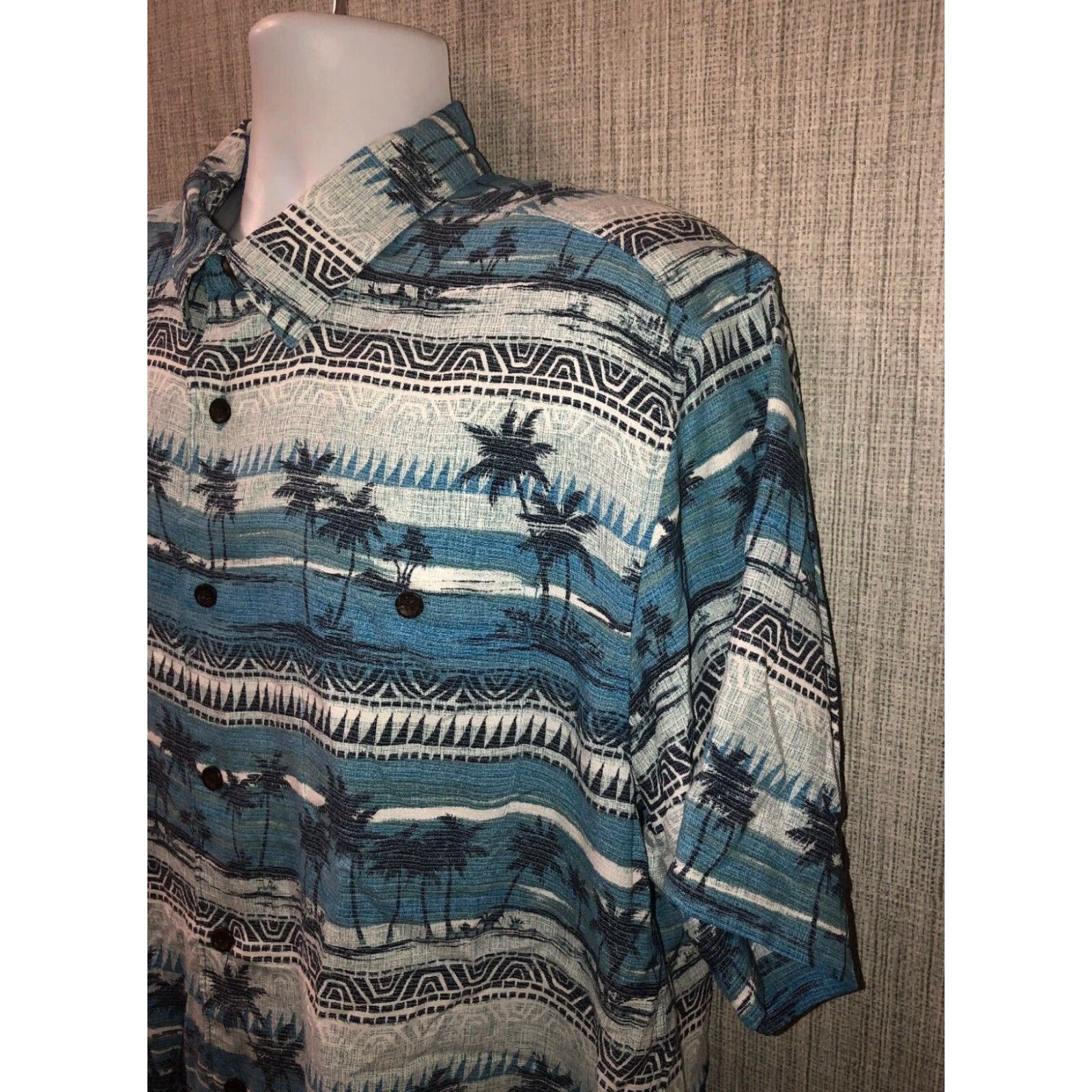 Quiksilver VINTAGE Quiksilver Mens Shirt Palm Tree Print Blue Short Sleeve Button Front L Size US L / EU 52-54 / 3 - 2 Thumbnail