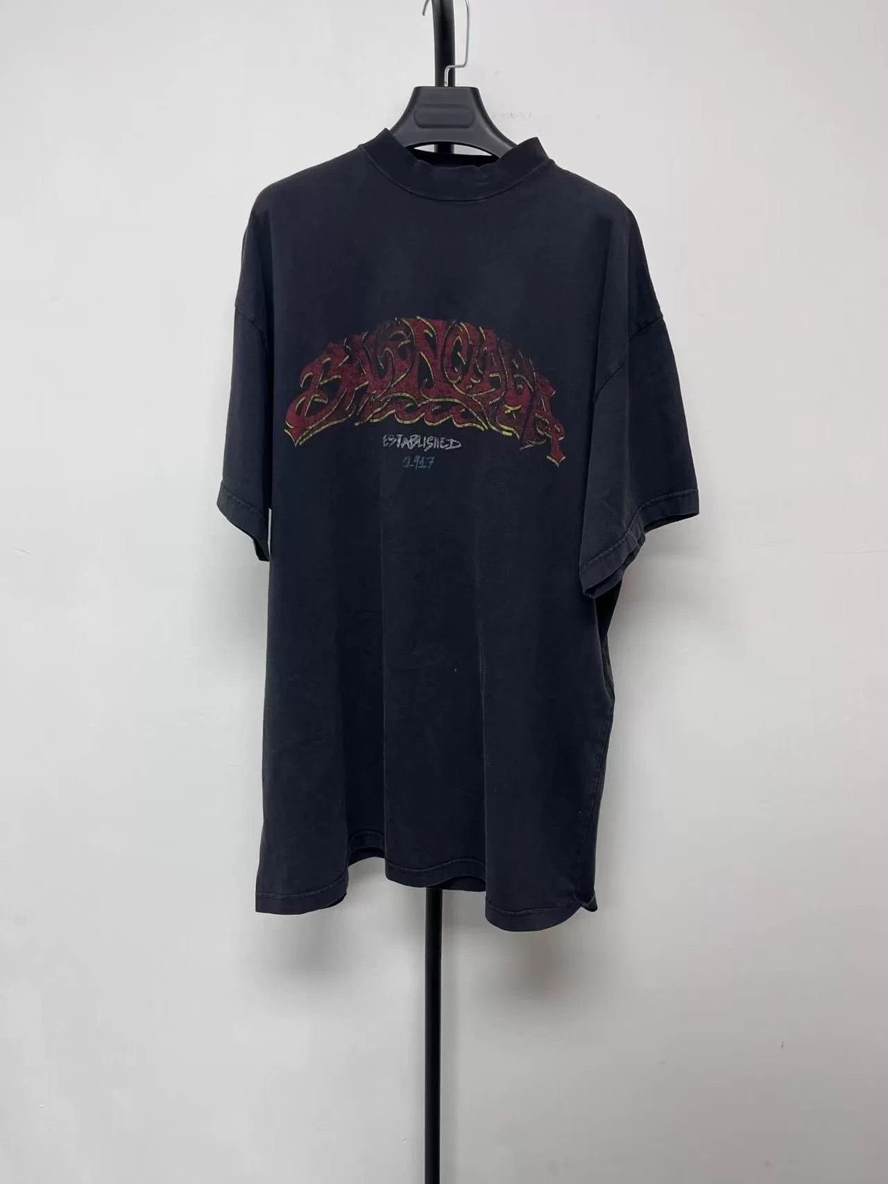 Balenciaga Balenciaga Offshore Solid Print Crewneck T-shirt Size US M / EU 48-50 / 2 - 1 Thumbnail