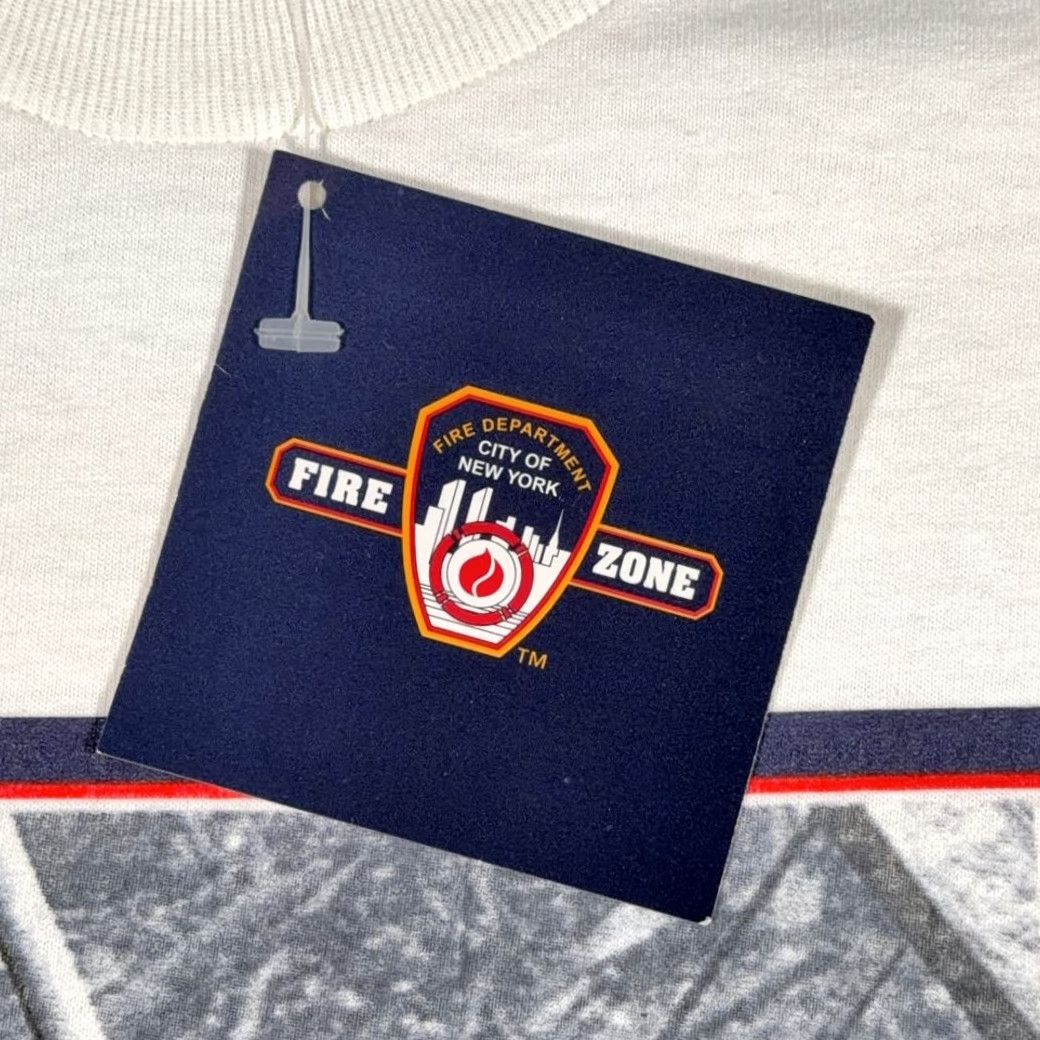 Vintage VINTAGE Murina FDNY Shirt Adult LARGE White Fire Department Flag 911 USA Deadstock Y2K Shirt Size US L / EU 52-54 / 3 - 4 Thumbnail