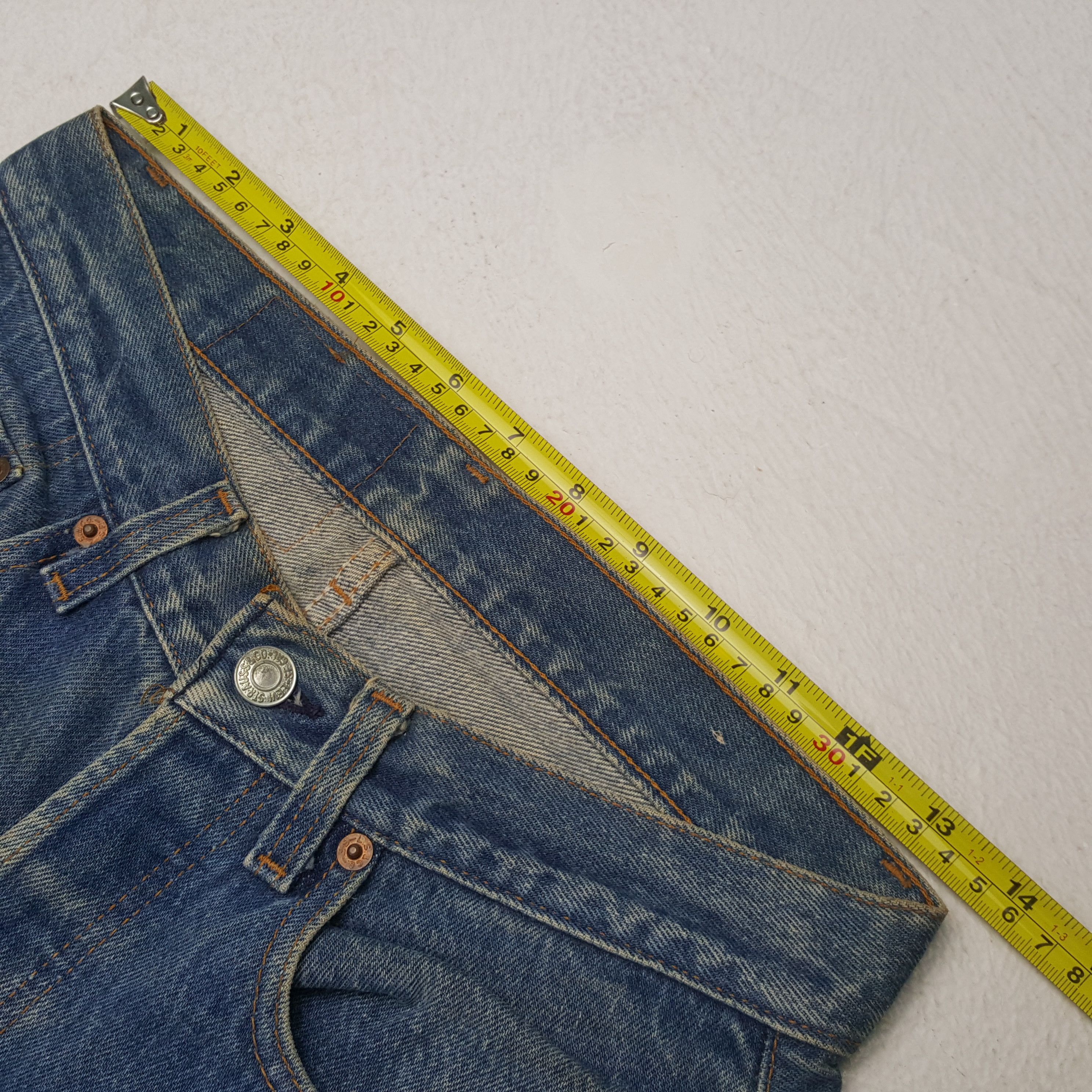 Levi's Vintage 90's Levi's 501 American Brand Jeans RR17 Size US 27 - 7 Thumbnail