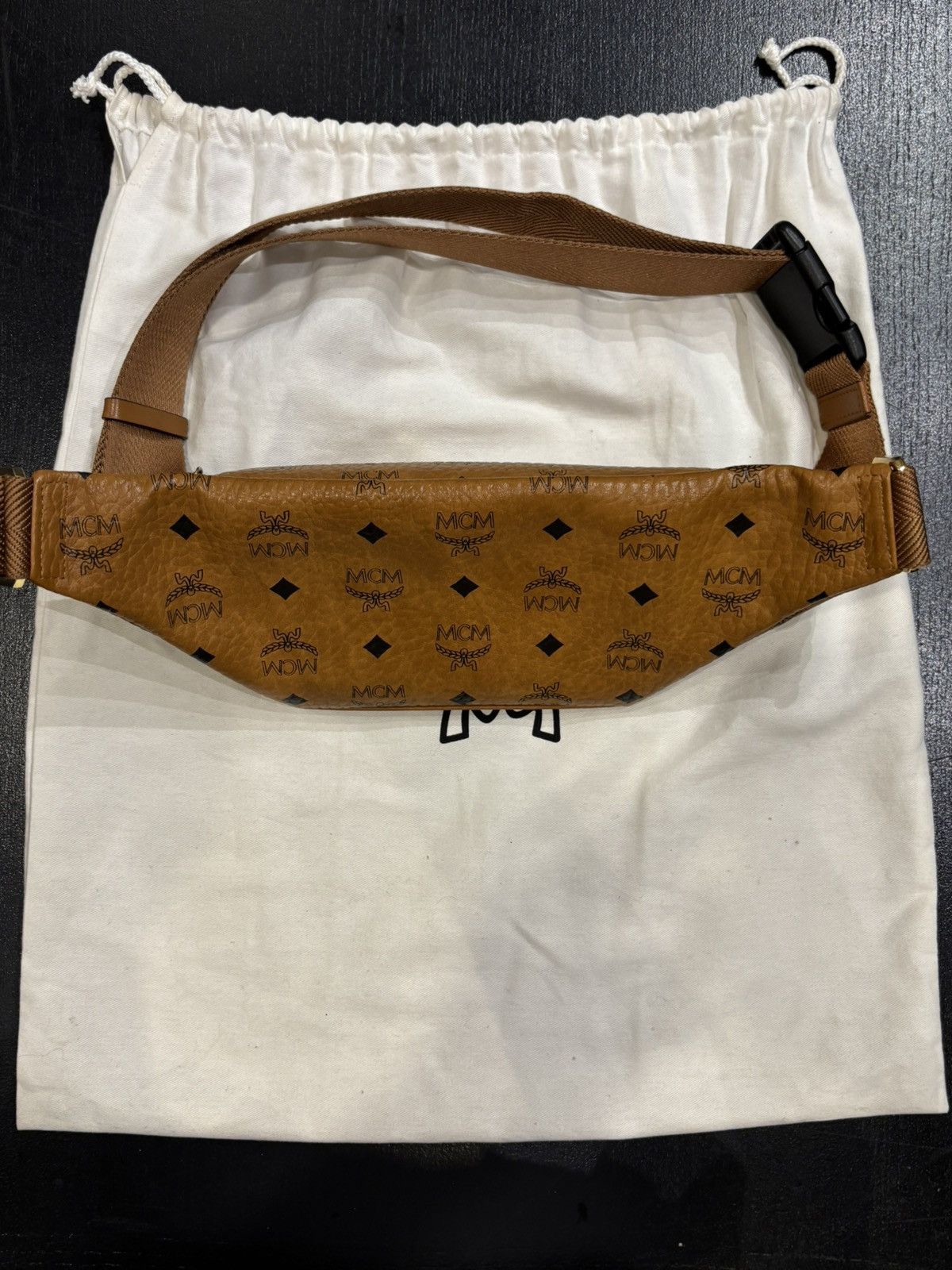 MCM MCM Fanny Pack Size ONE SIZE - 2 Thumbnail