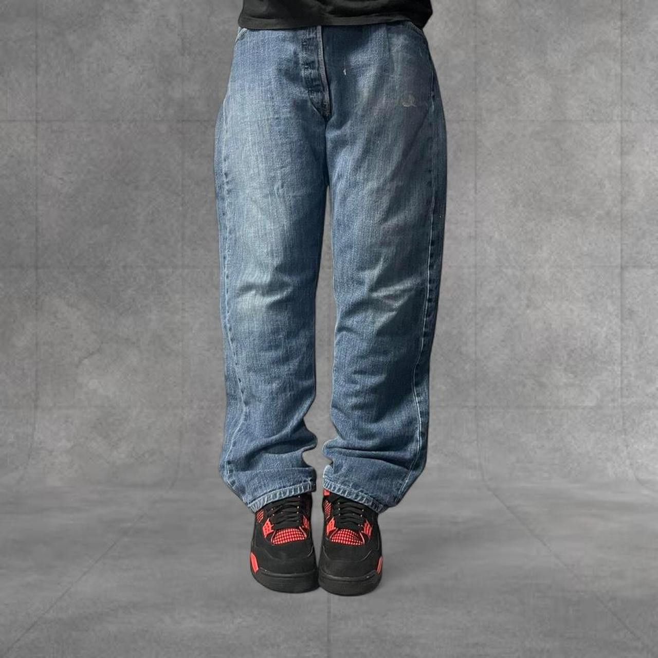 Levi's Crazy Vintage Y2K/2000s Baggy Medium wash Levi’s Workwear Denim Jeans! Size US 38 / EU 54 - 1 Thumbnail