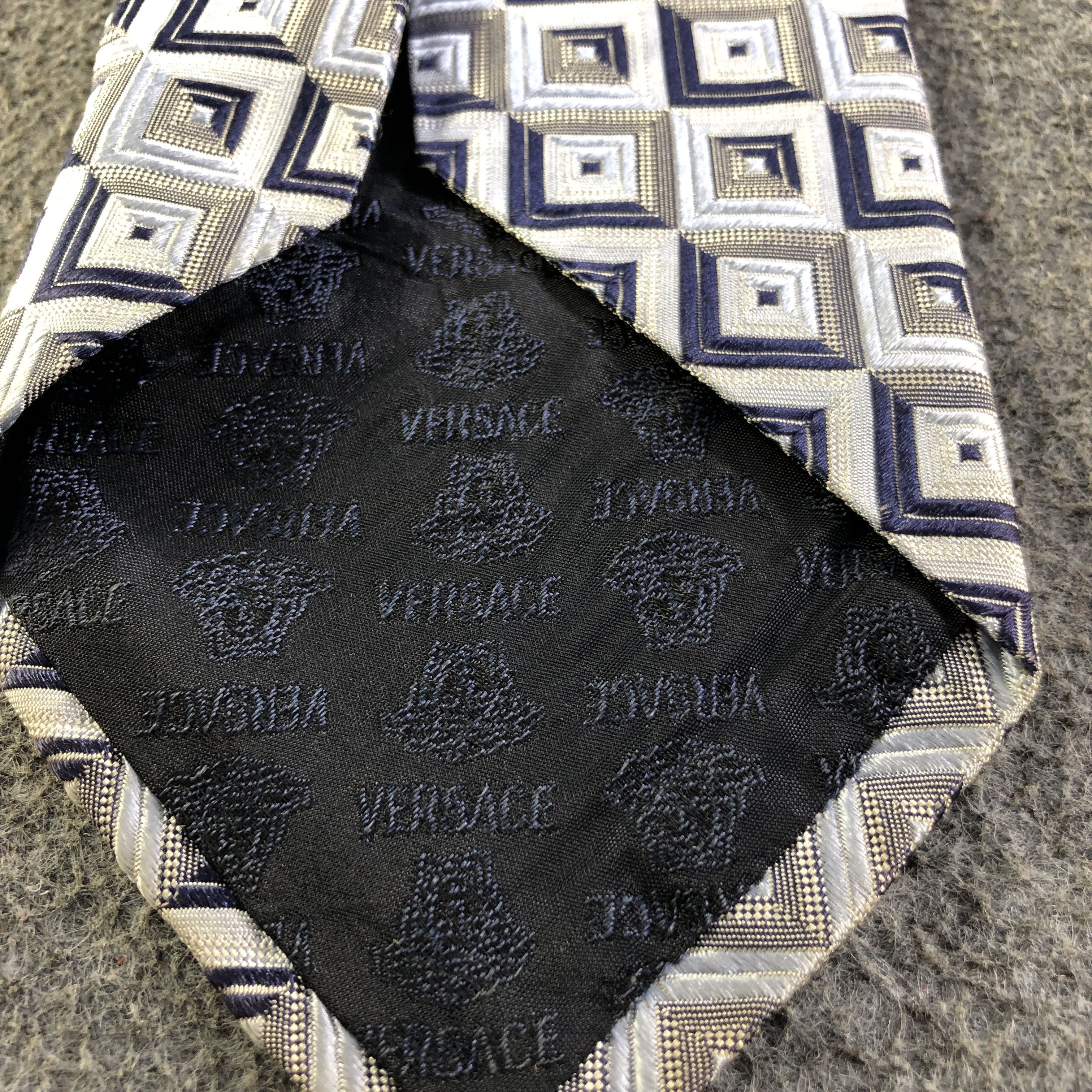 Versace × Vintage Versace Medusa Head Silk Neck Ties T120 Size ONE SIZE - 4 Thumbnail