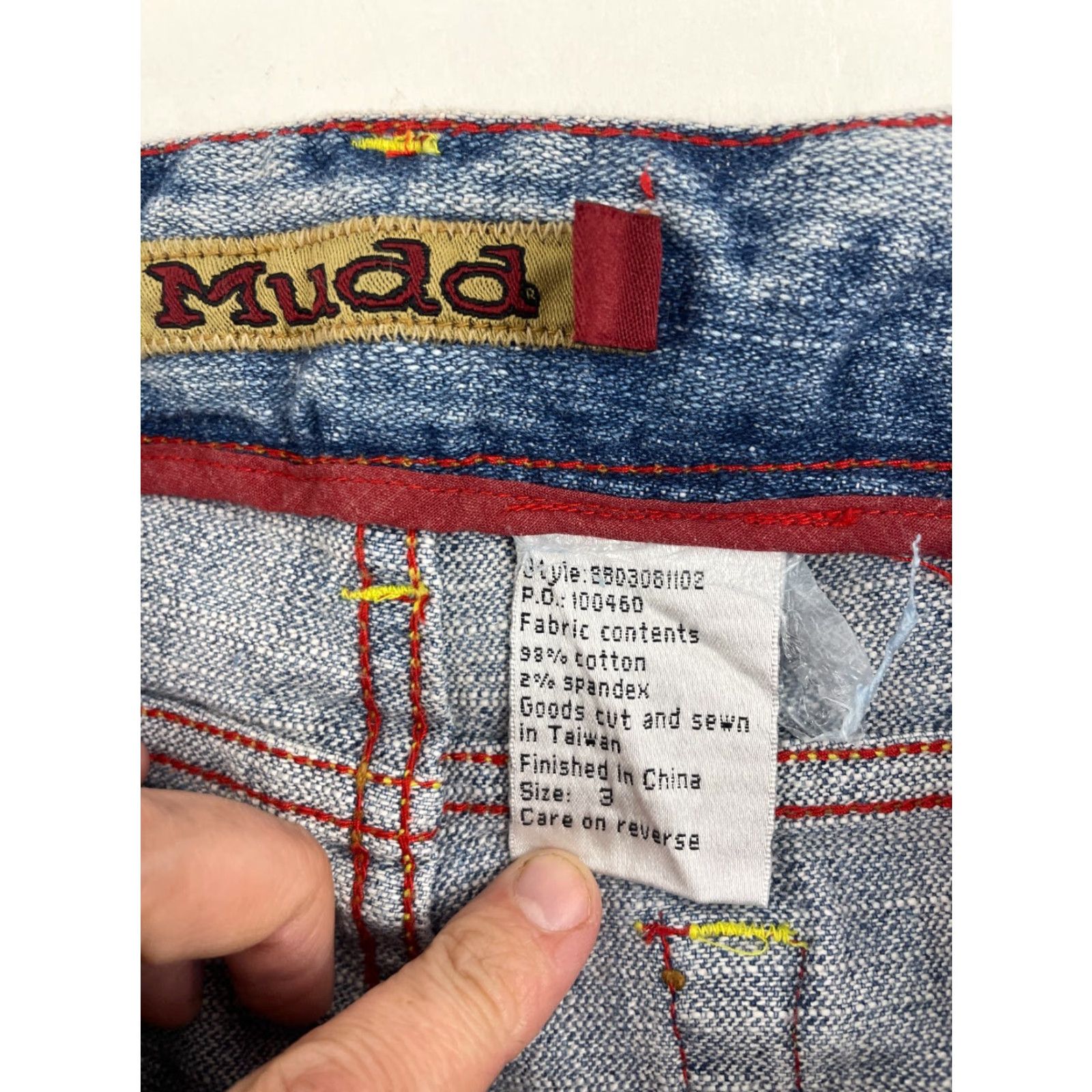 Denime Mudd Jeans Women's Junior's Size 3 Capri Pants Blue Denim Low Rise Straight Leg Capri Jeans Woman Size 26" / US 2 / IT 38 - 4 Thumbnail