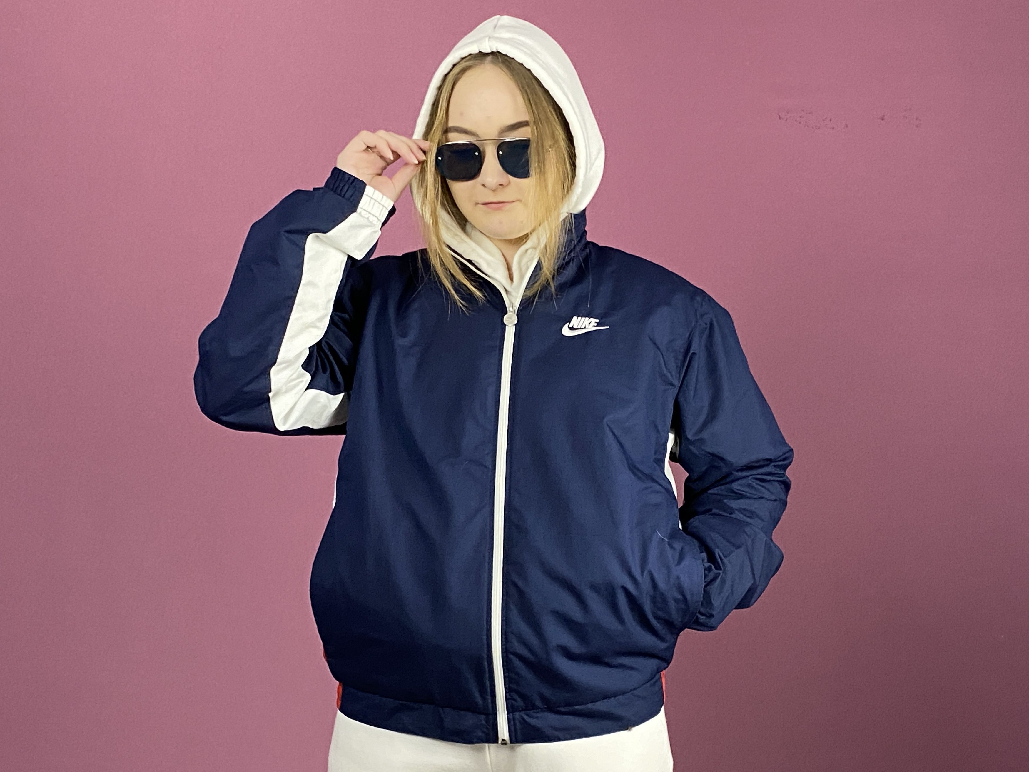 Nike × Vintage Nike Vintage Women's Windbreaker Jacket - S Size S / US 4 / IT 40 - 1 Thumbnail